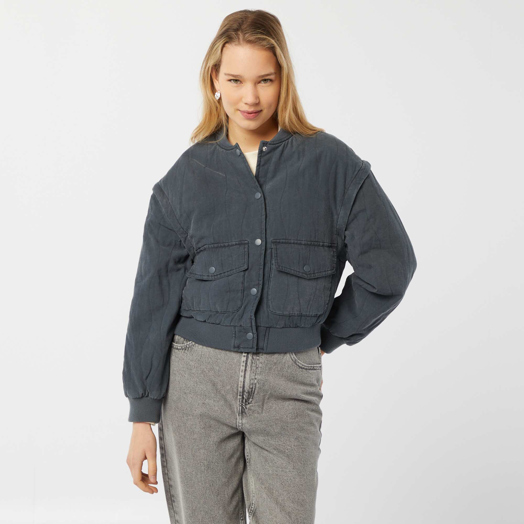 2-in-1 quilted jacket with detachable sleeves BLACK - Image 4