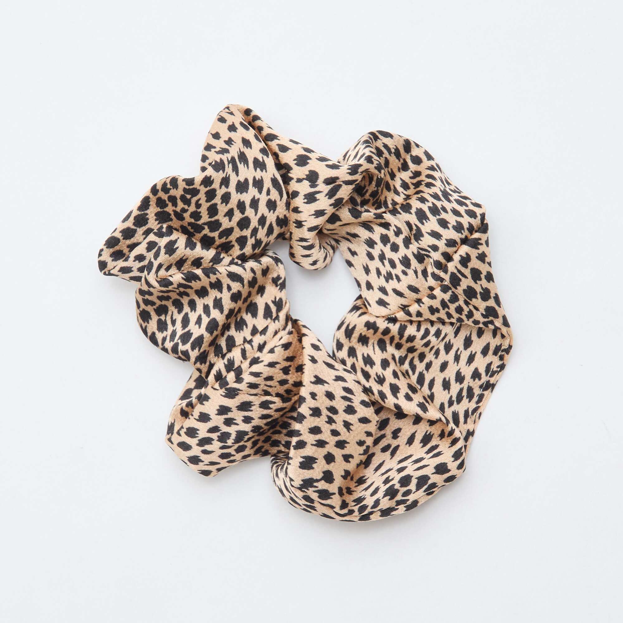 2-Pack Satin Scrunchies BROWN - Image 2