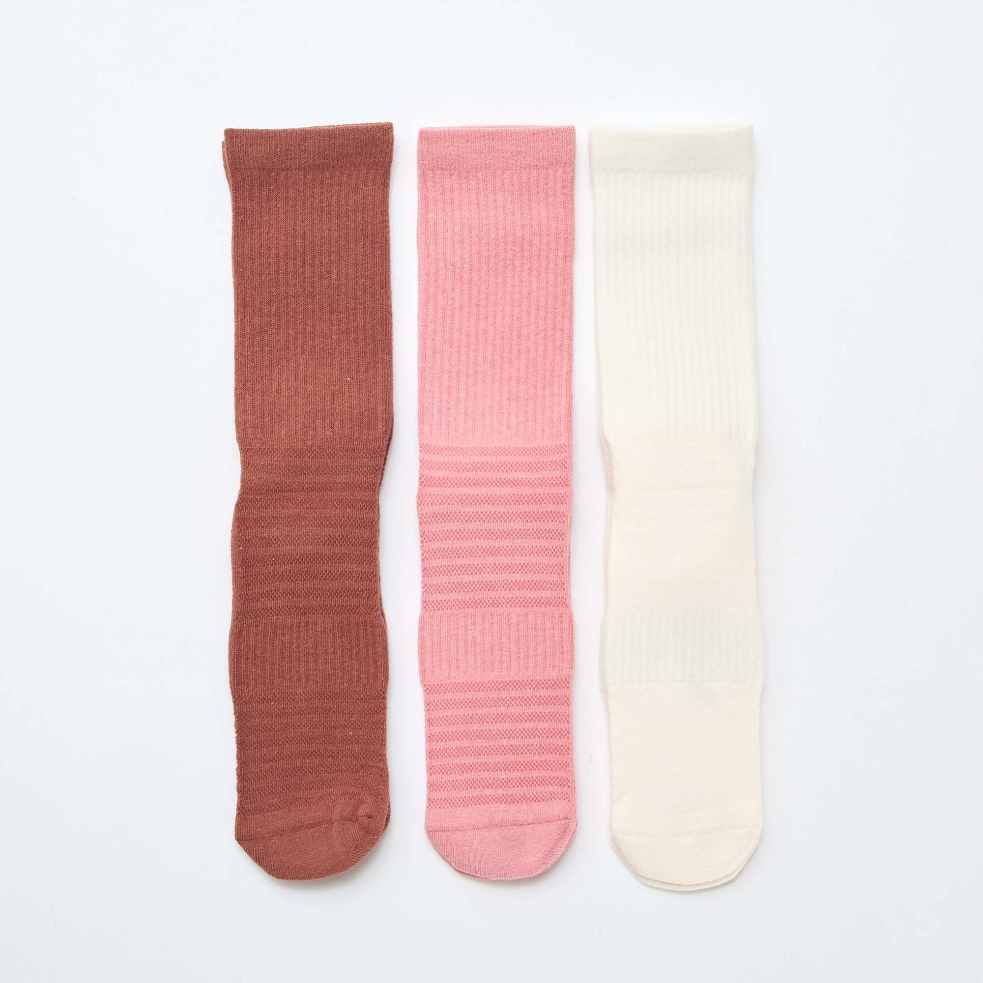 3-Pack of Non-Slip Socks BROWN - Image 2