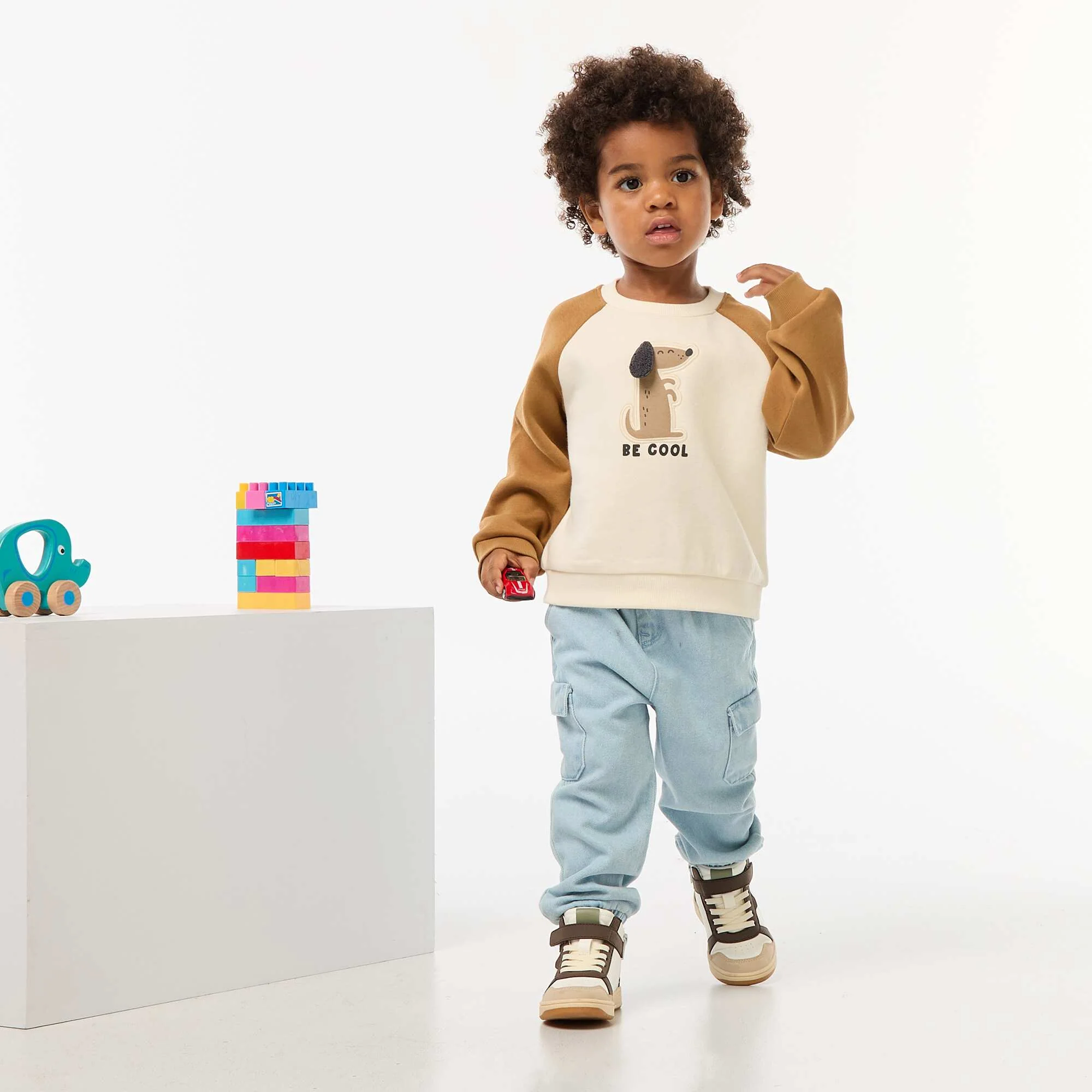Animated Crew Neck Sweatshirt WHITE - Image 3
