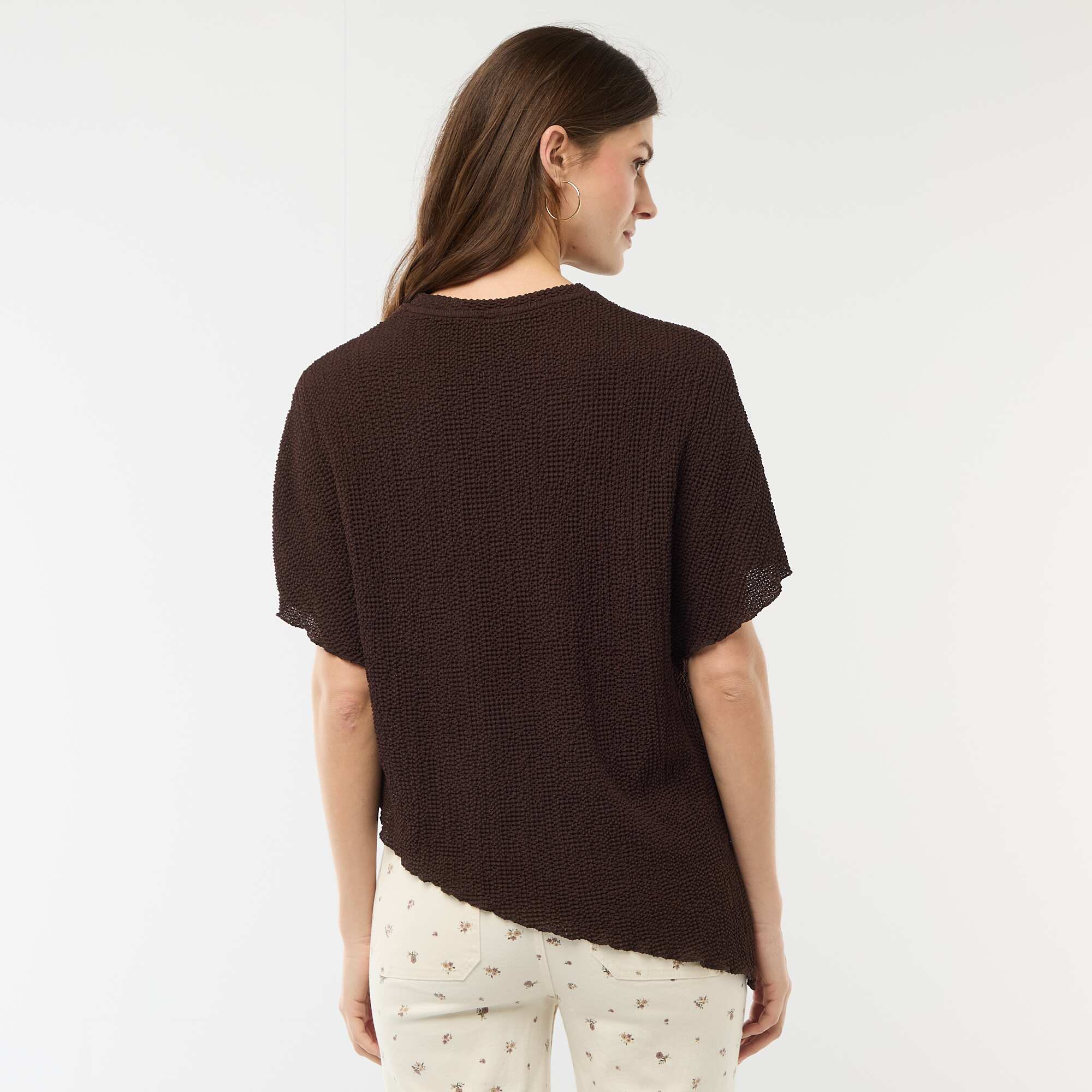 Asymmetric Hem Knit T-Shirt BROWN - Image 3