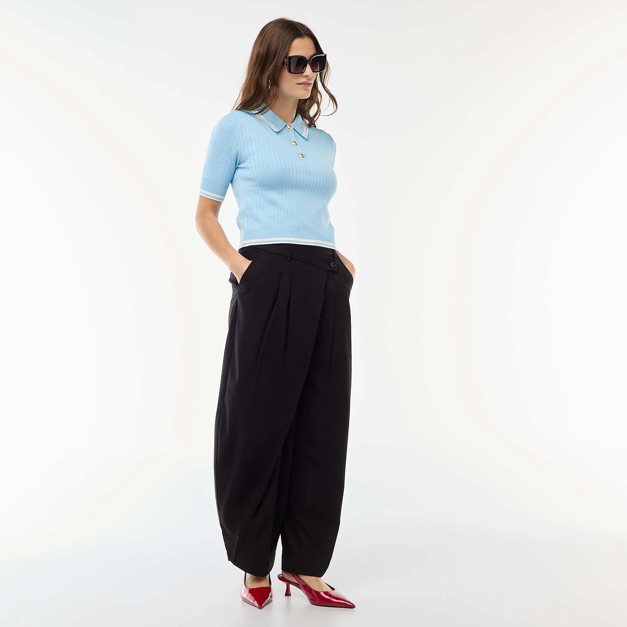 Asymmetric Pleated Pants BLACK