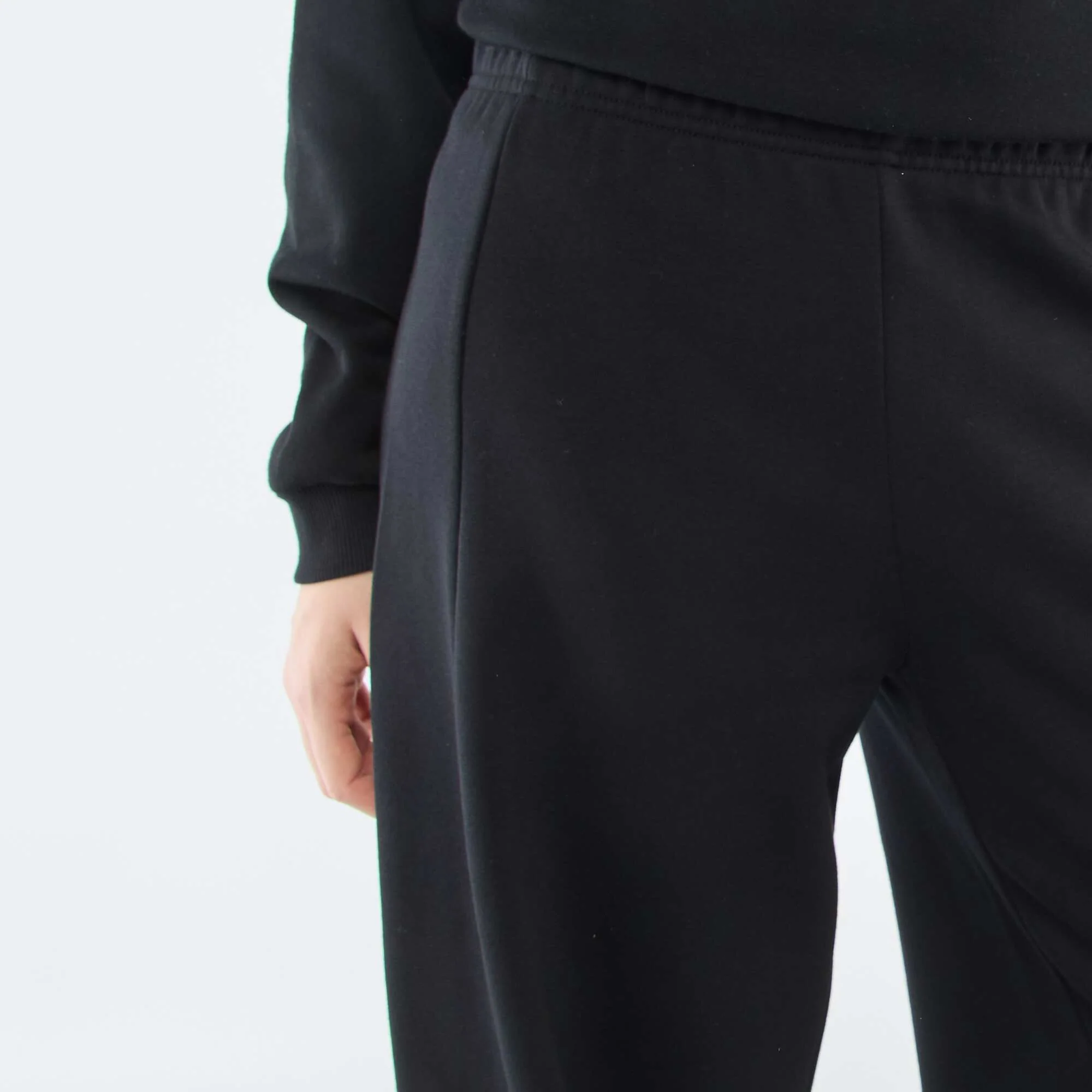 Barrel Leg Joggers BLACK - Image 5