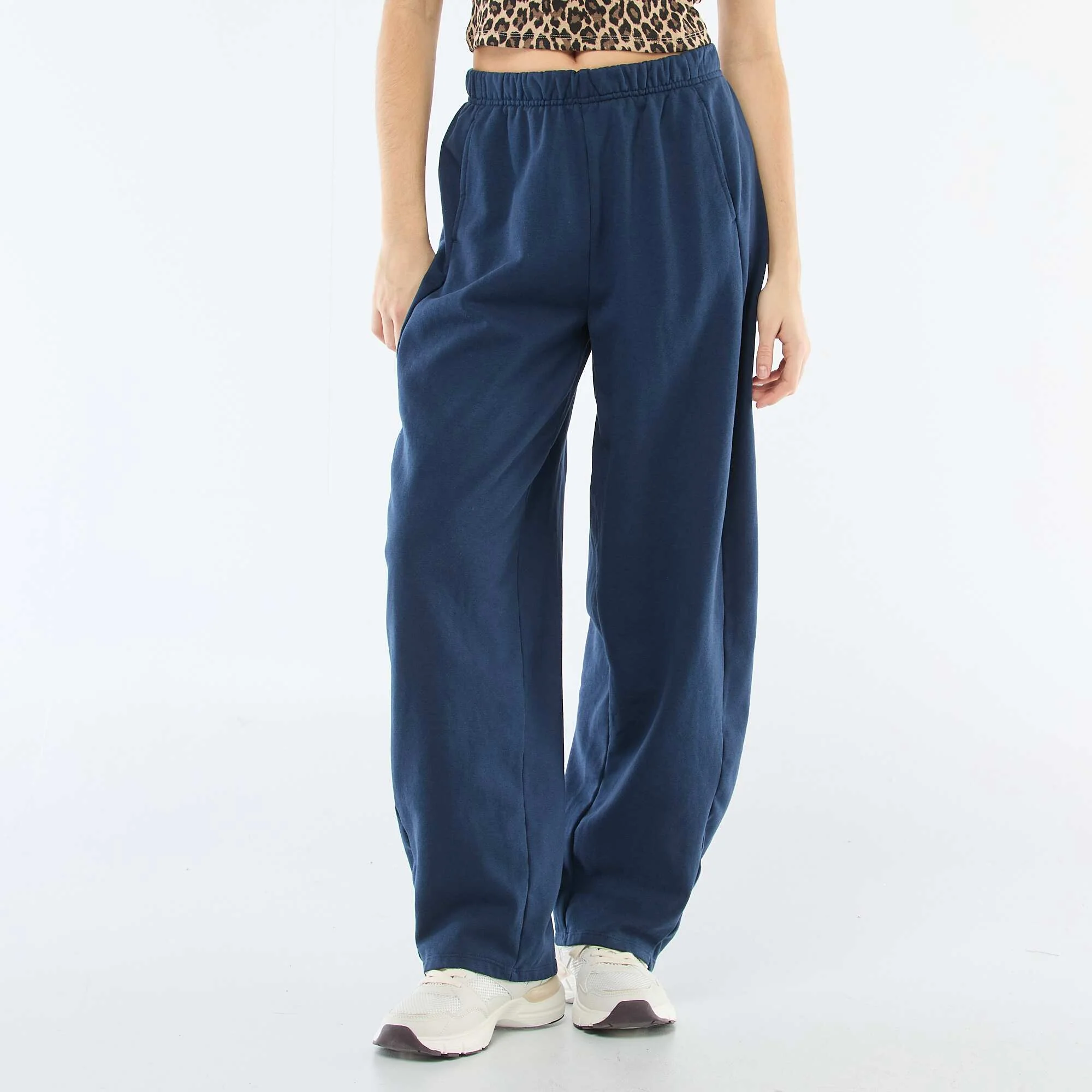 Barrel Leg Joggers BLUE - Image 4
