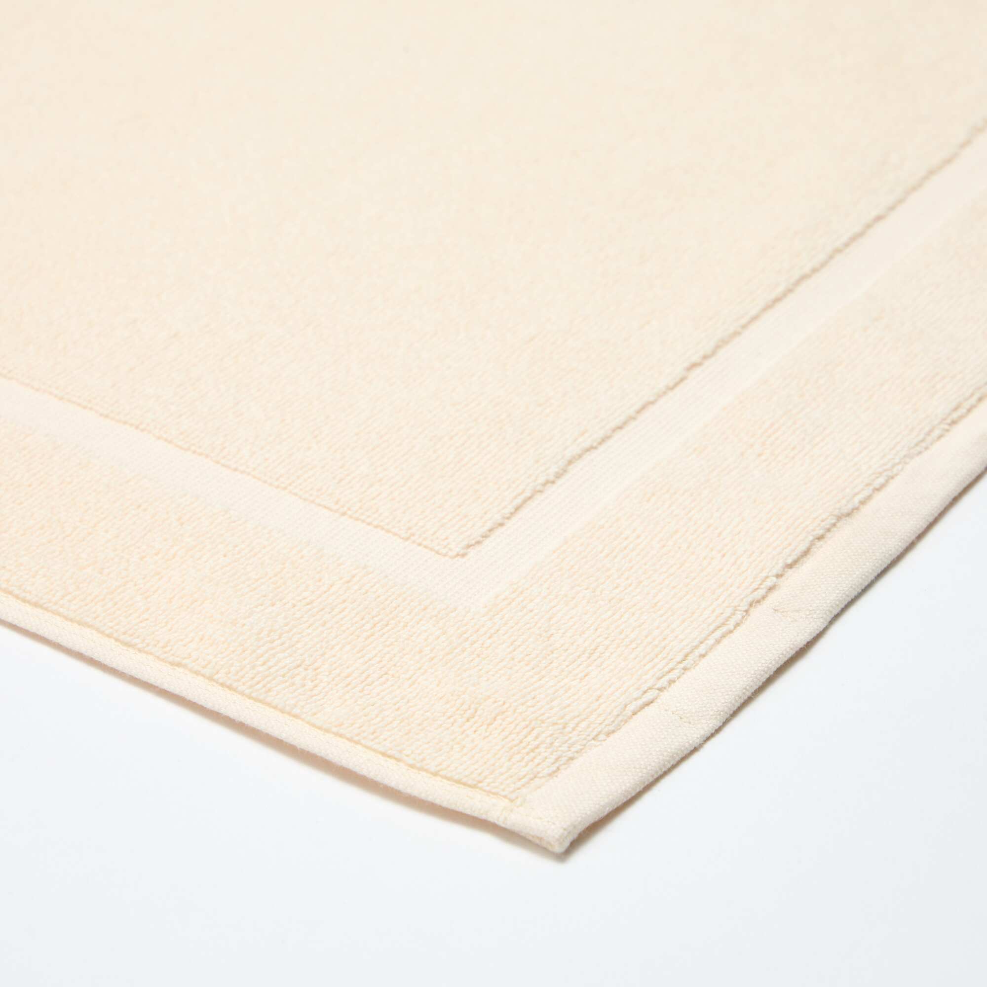 Bath Mat 80 x 50 cm WHITE - Image 3
