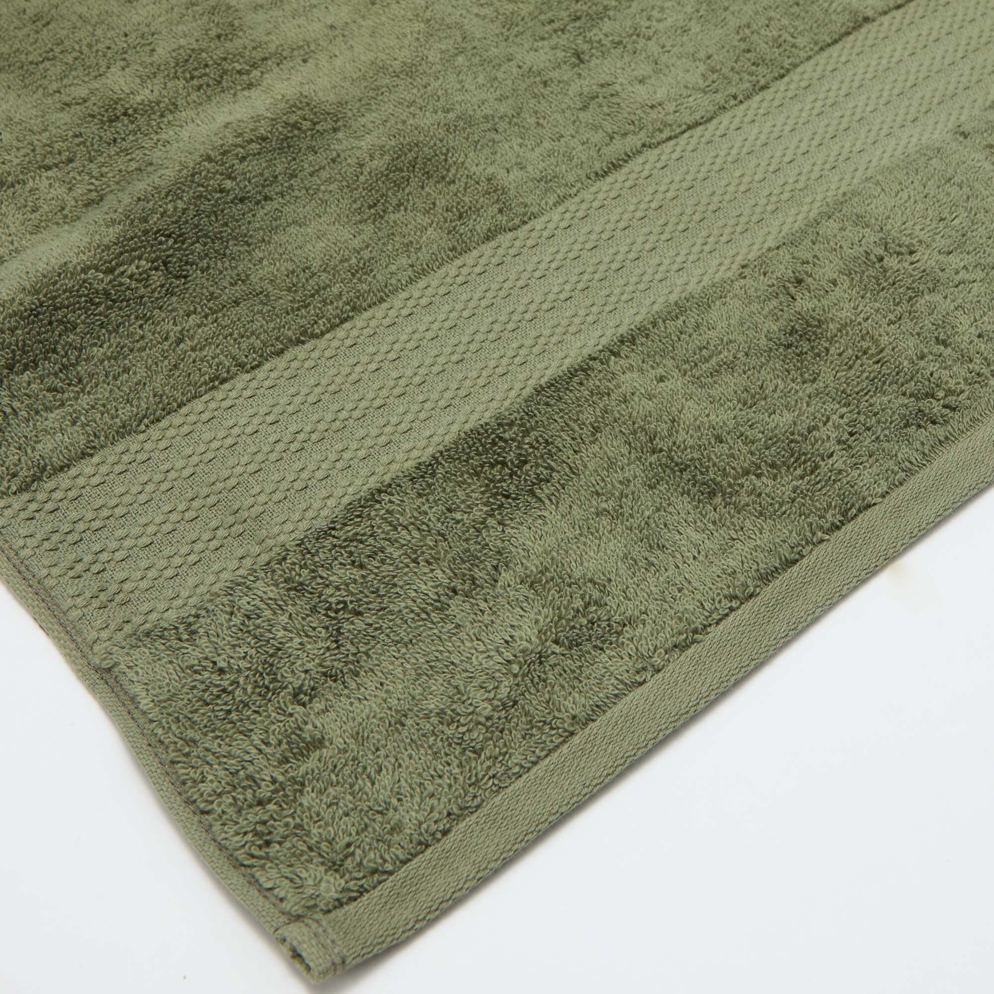 Bath Towel (90x150 cm) - Kiabi Home GREEN - Image 3