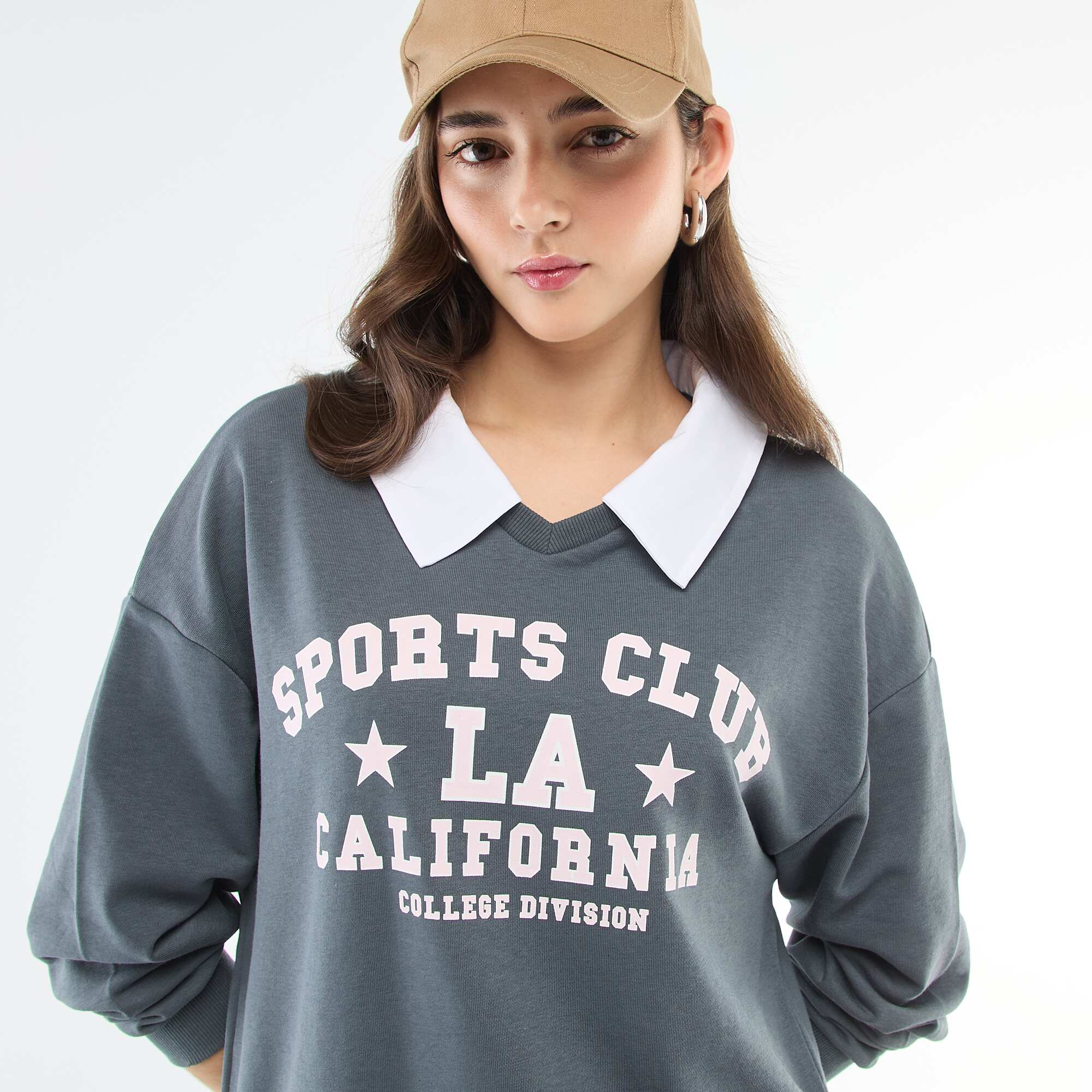 Campus-Style Crew Neck Sweatshirt GREY - Image 4