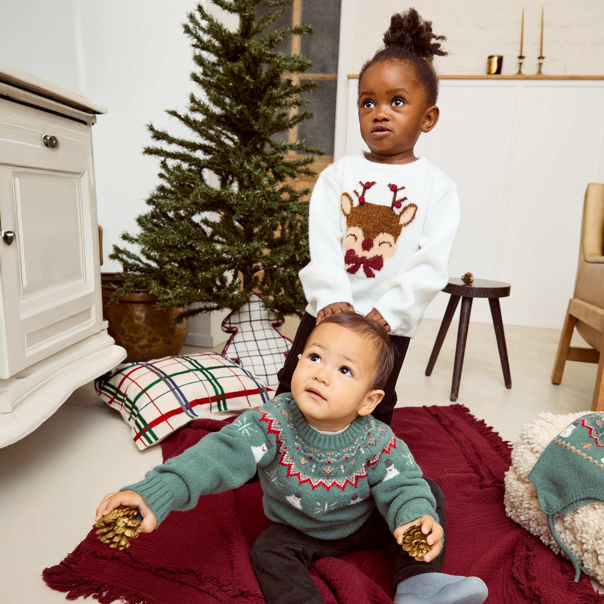Christmas Print Sweater WHITE - Image 2
