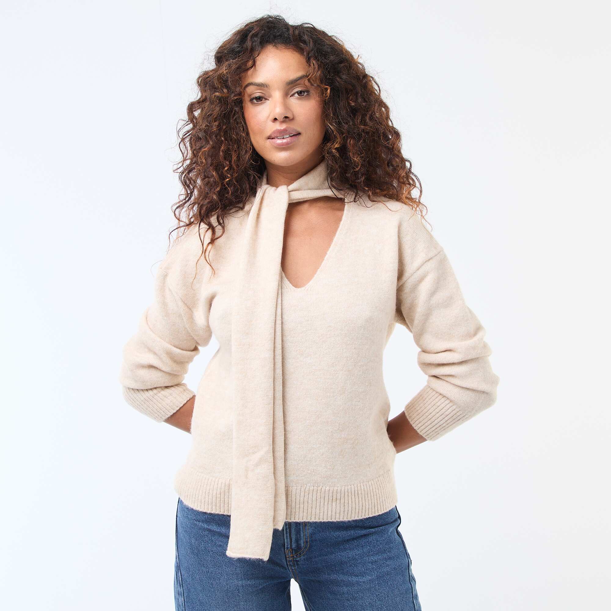 Chunky Knit Sweater with Scarf BEIGE - Image 3