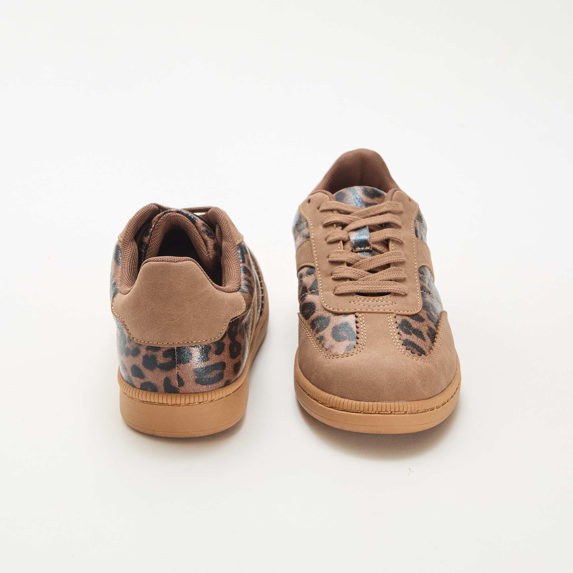 Contrast Panel Low-Top Sneakers BROWN - Image 3