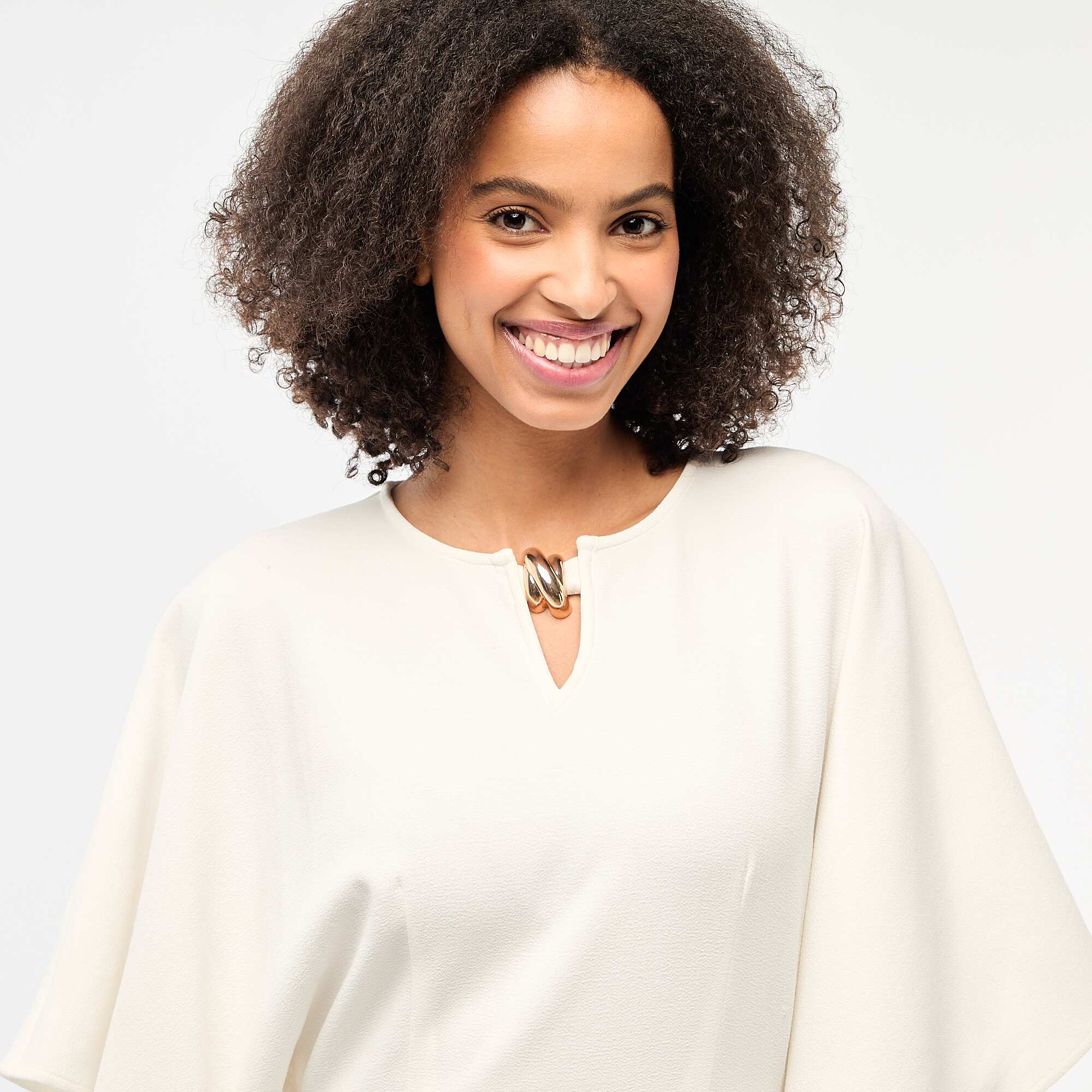 Crepe Knit Maxi Dress with Gold-Tone Jewelry Detail WHITE - Image 3