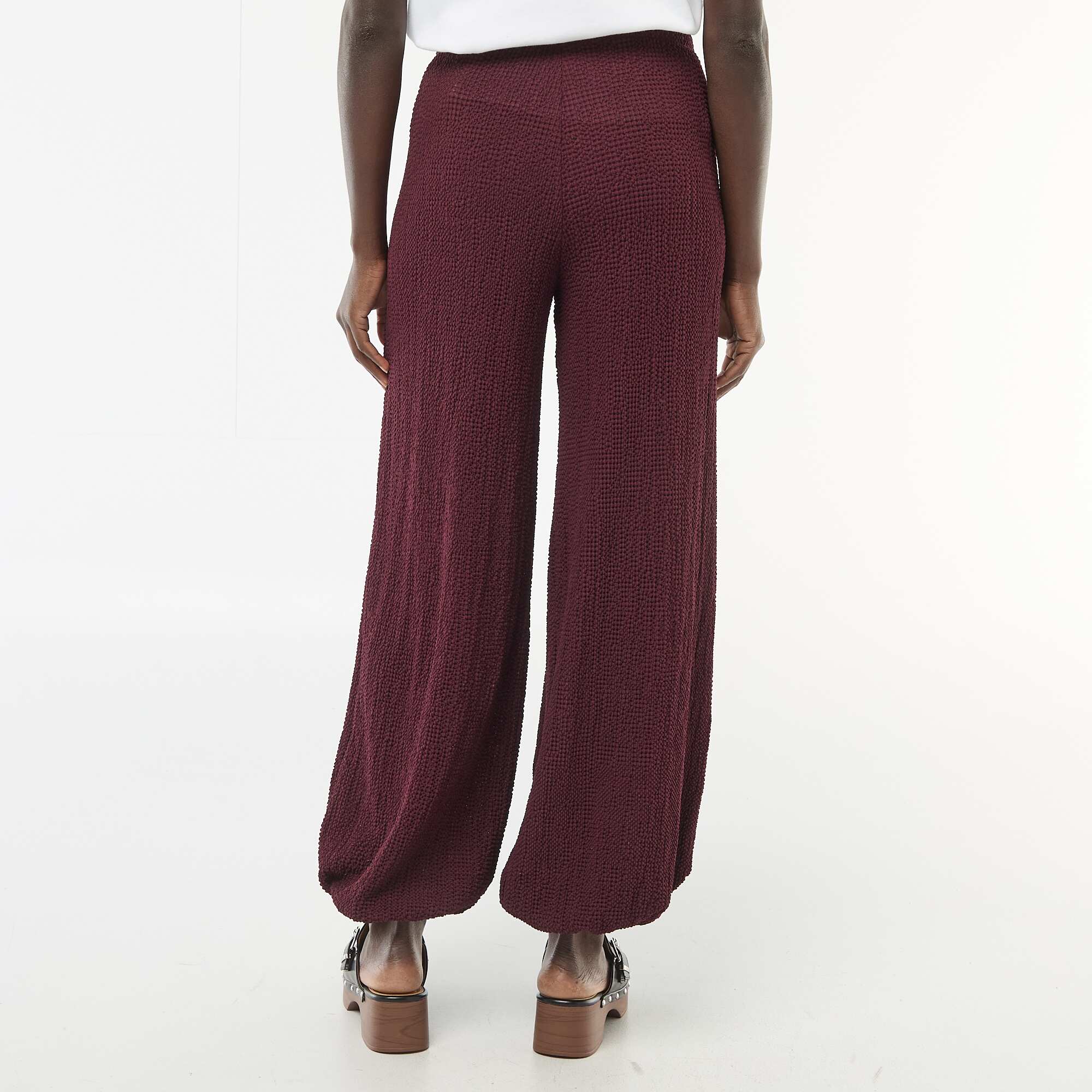 Crinkle Knit Pants RED - Image 3
