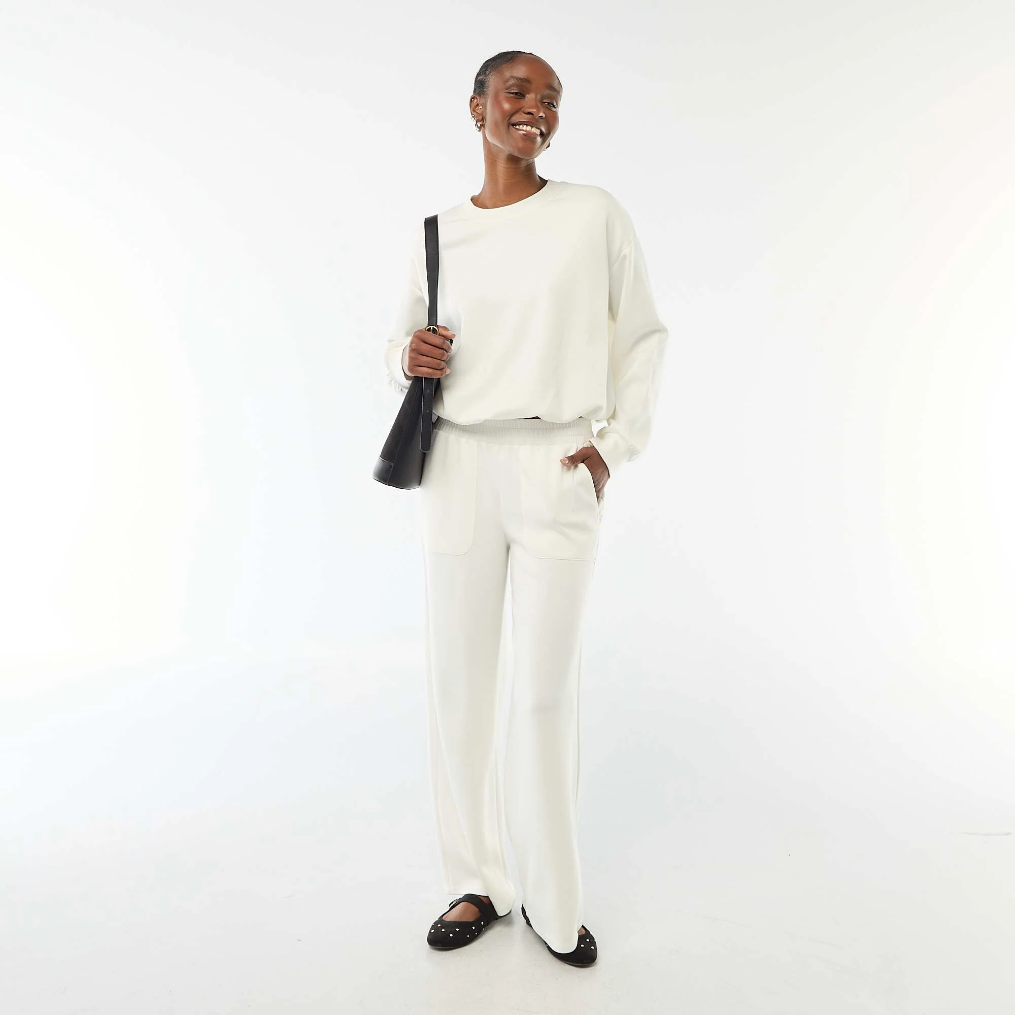 Cropped Bubble Hem Sweatshirt WHITE - Image 2
