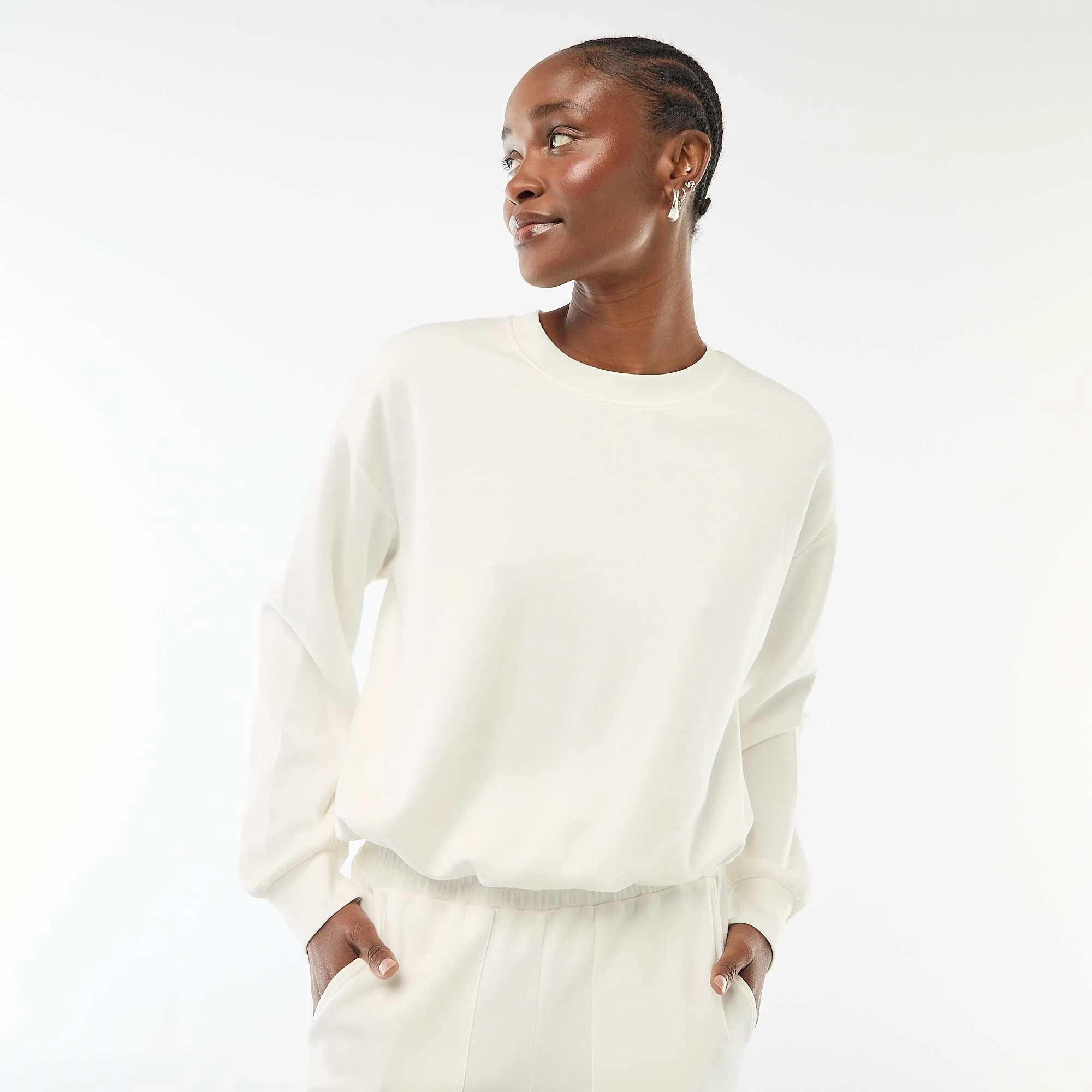 Cropped Bubble Hem Sweatshirt WHITE - Image 4