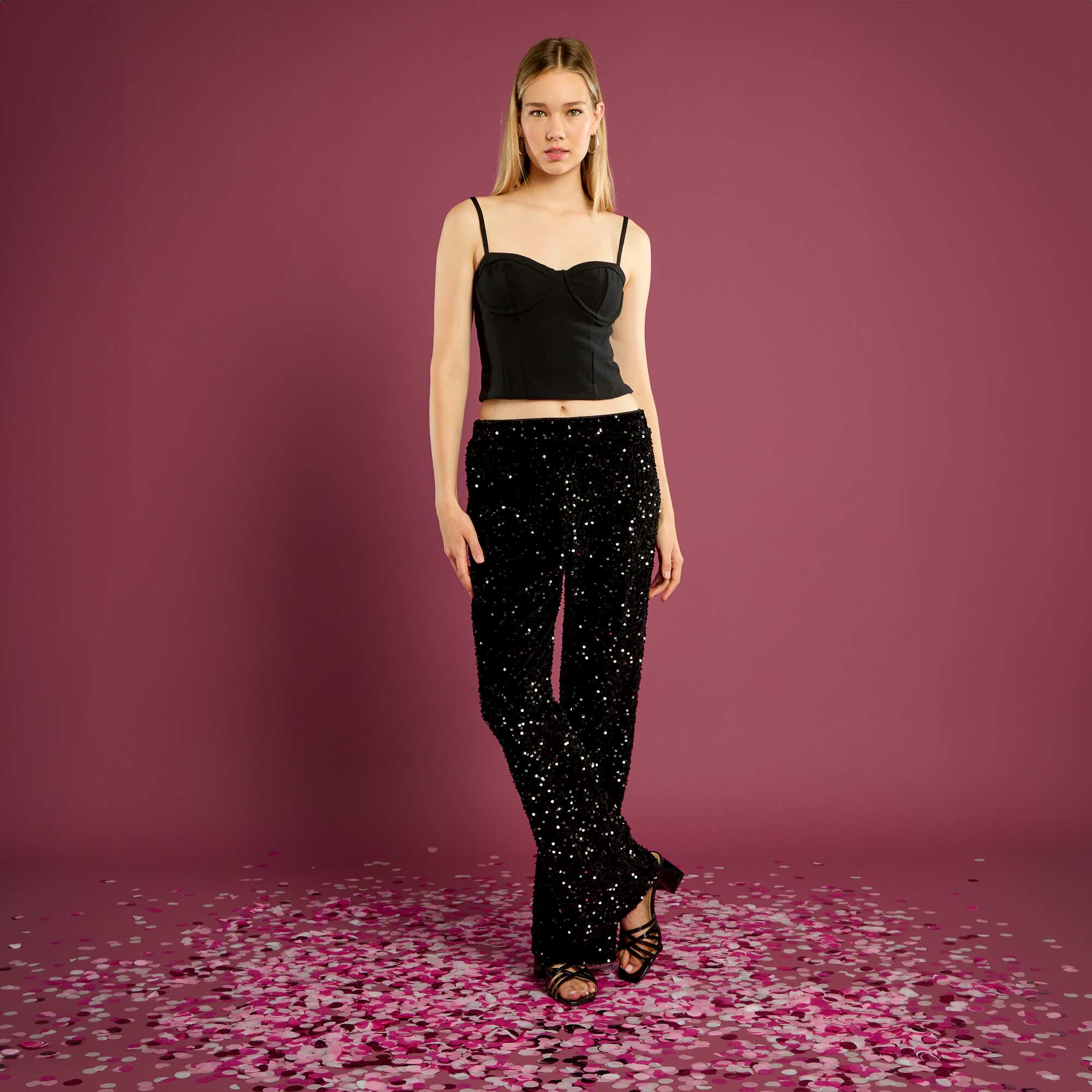 Cropped Corset-Style Top BLACK - Image 2