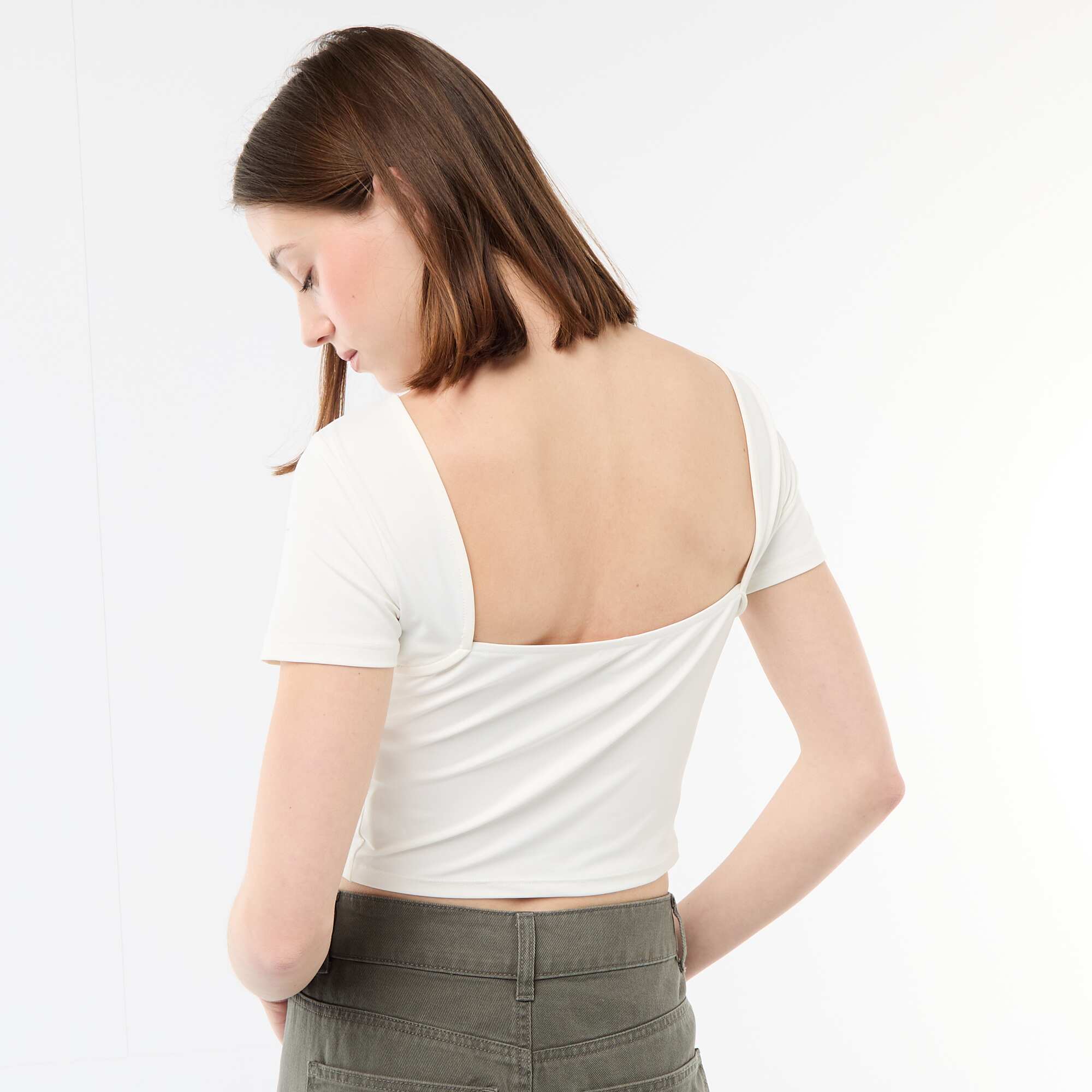 Cropped Square-Back Tee WHITE - Image 3