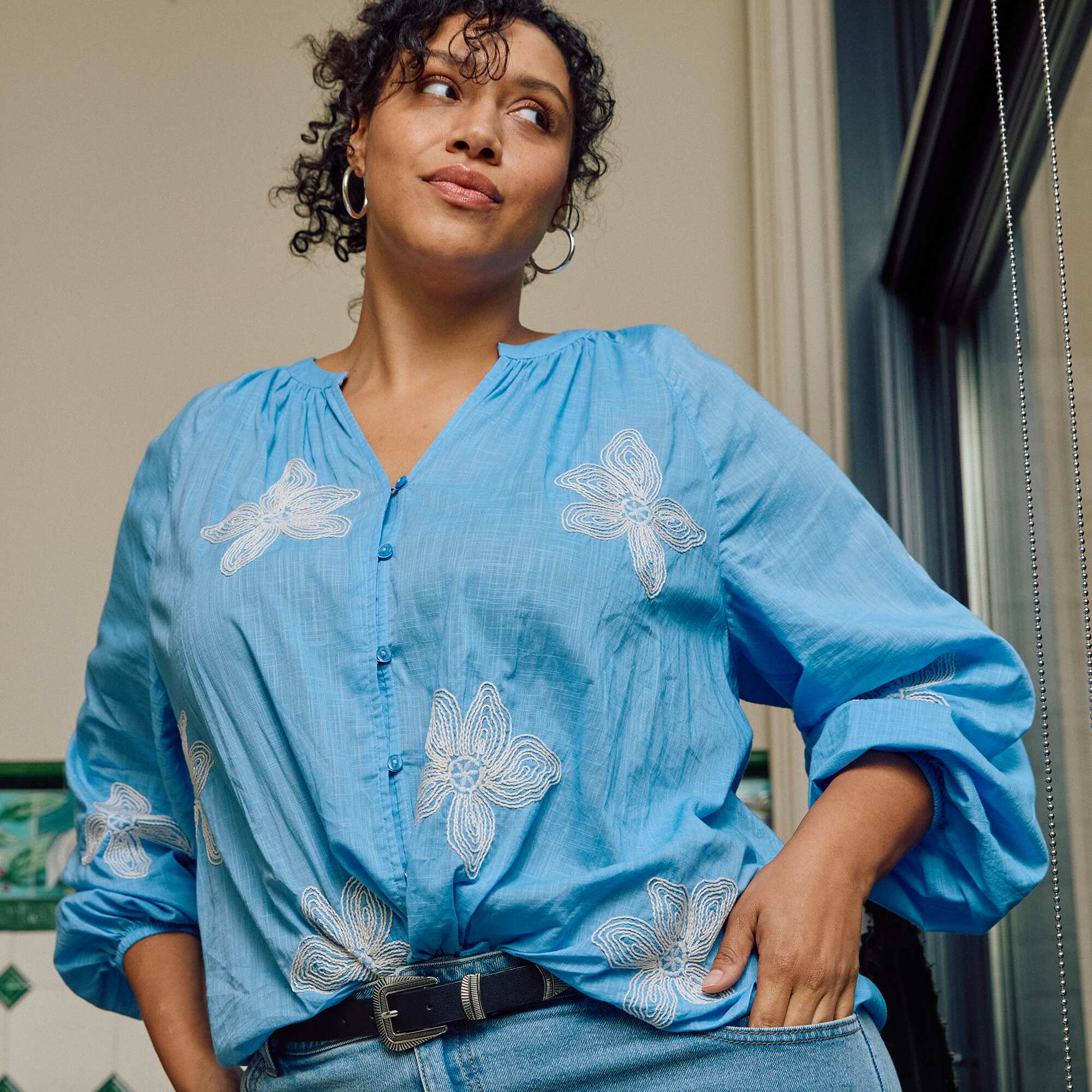 Embroidered Blouse BLUE - Image 2