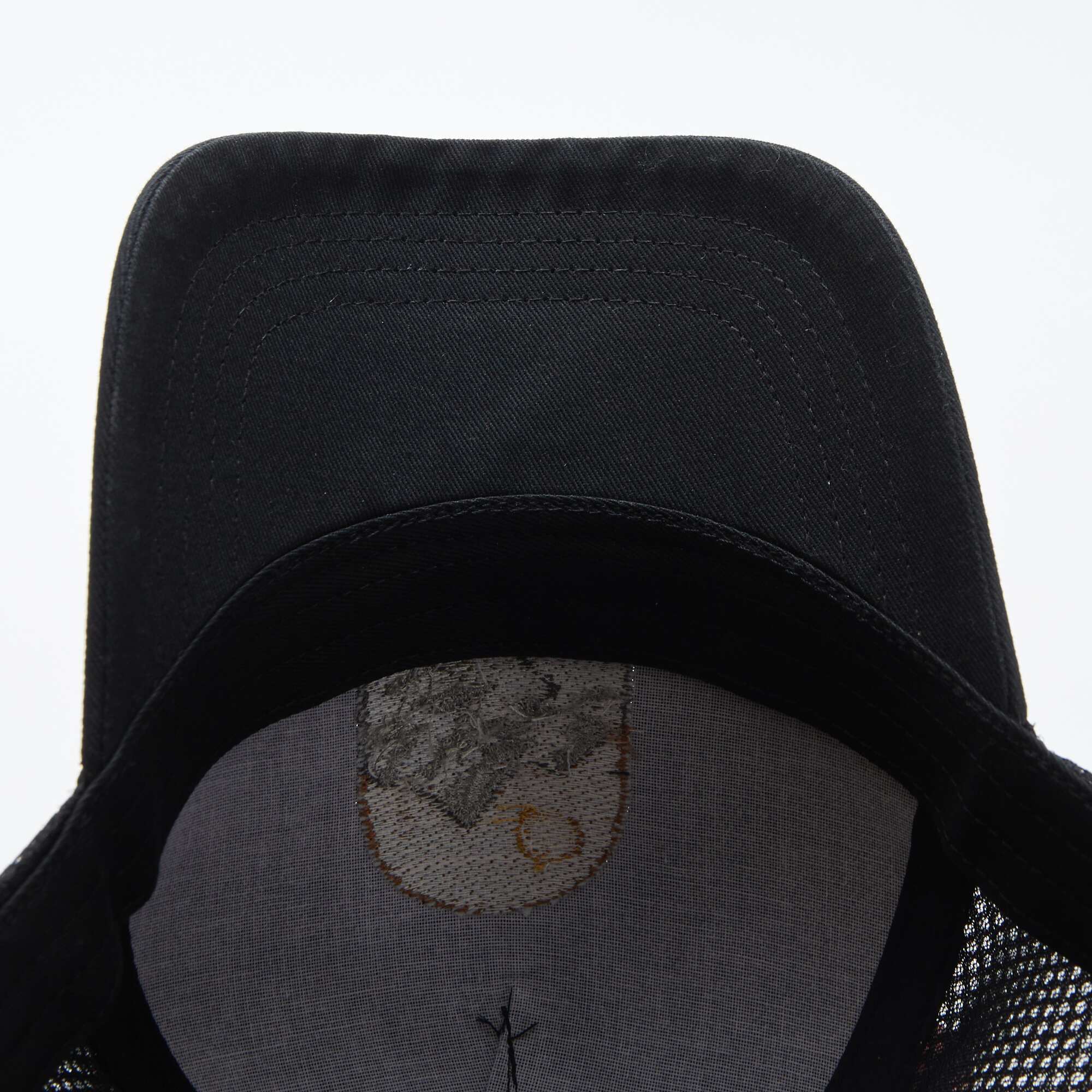 Embroidered cap BLACK - Image 4