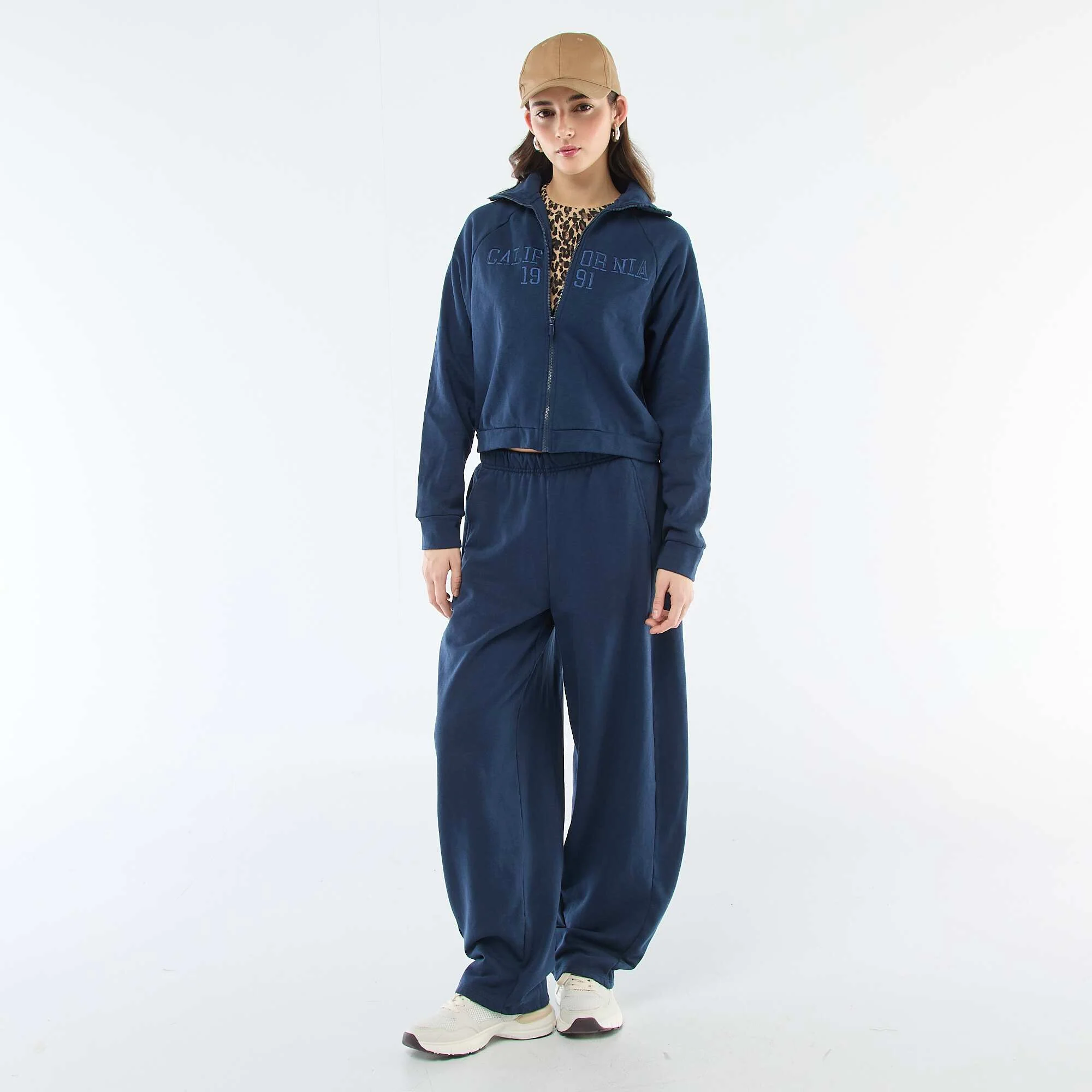 Embroidered Message Cropped Zip-Up Sweatshirt BLUE - Image 2