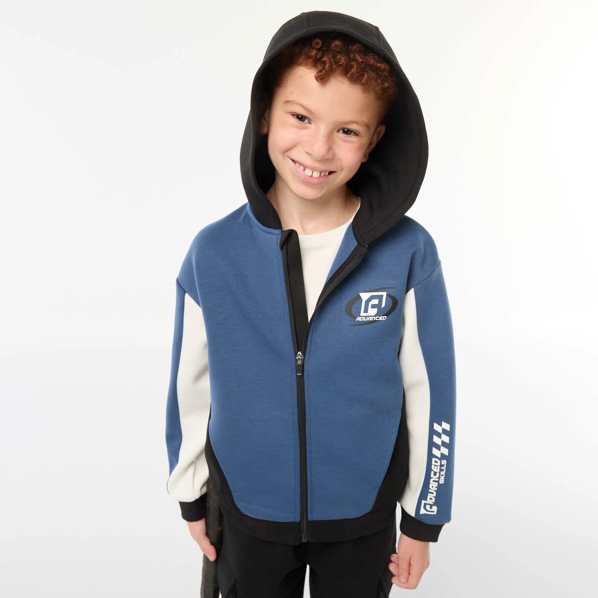 Give the gift of a stylish and fashionable sweatshirt! BLUE