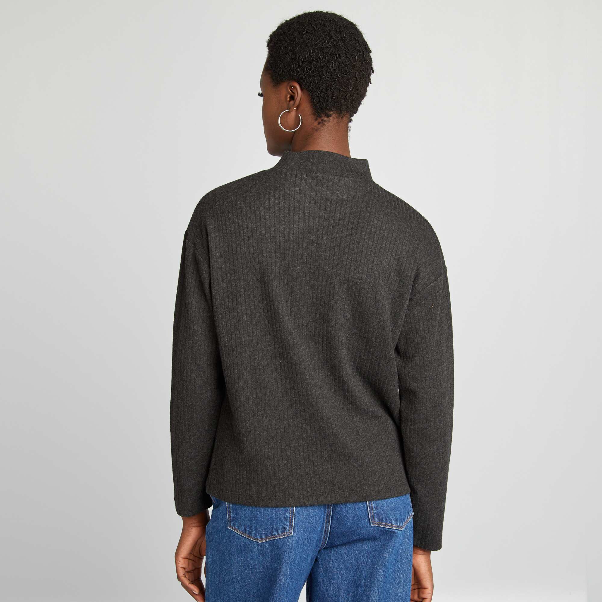 High-neck T-shirt GREY - Image 5