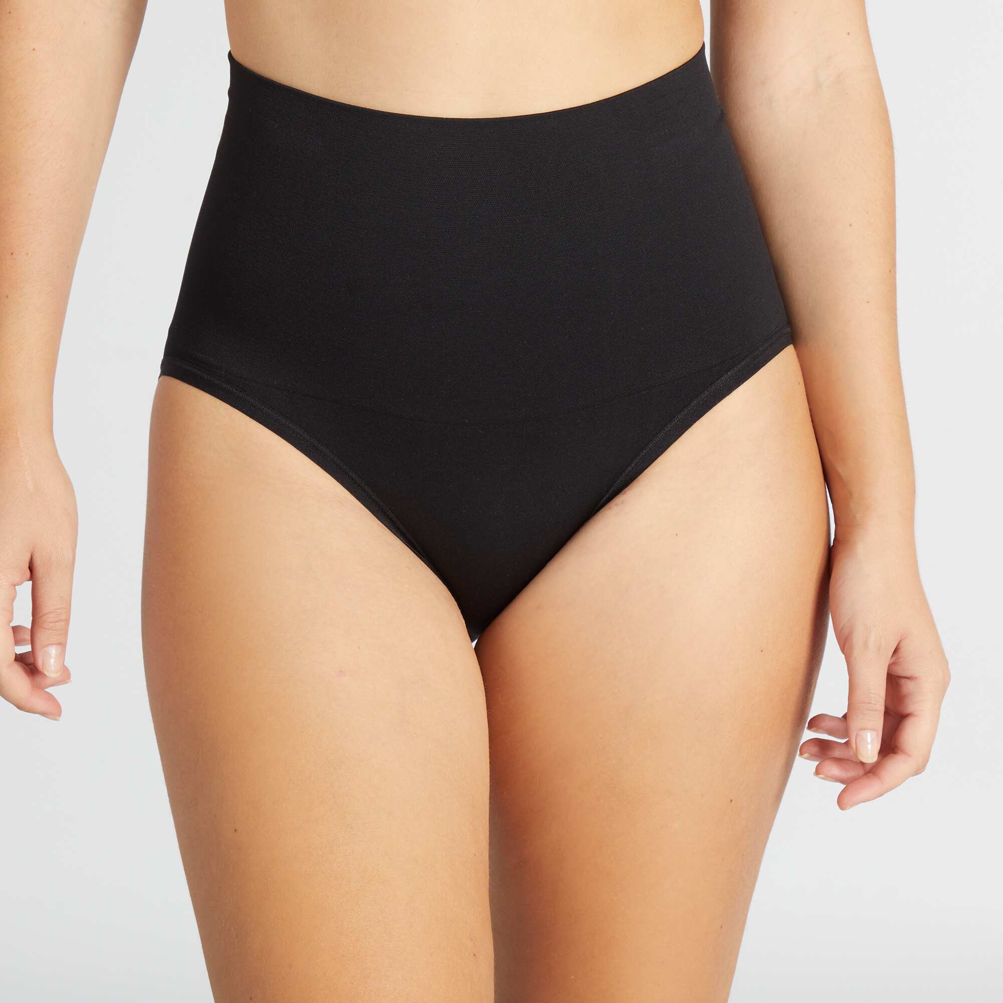 High-waisted control briefs Black - Image 2