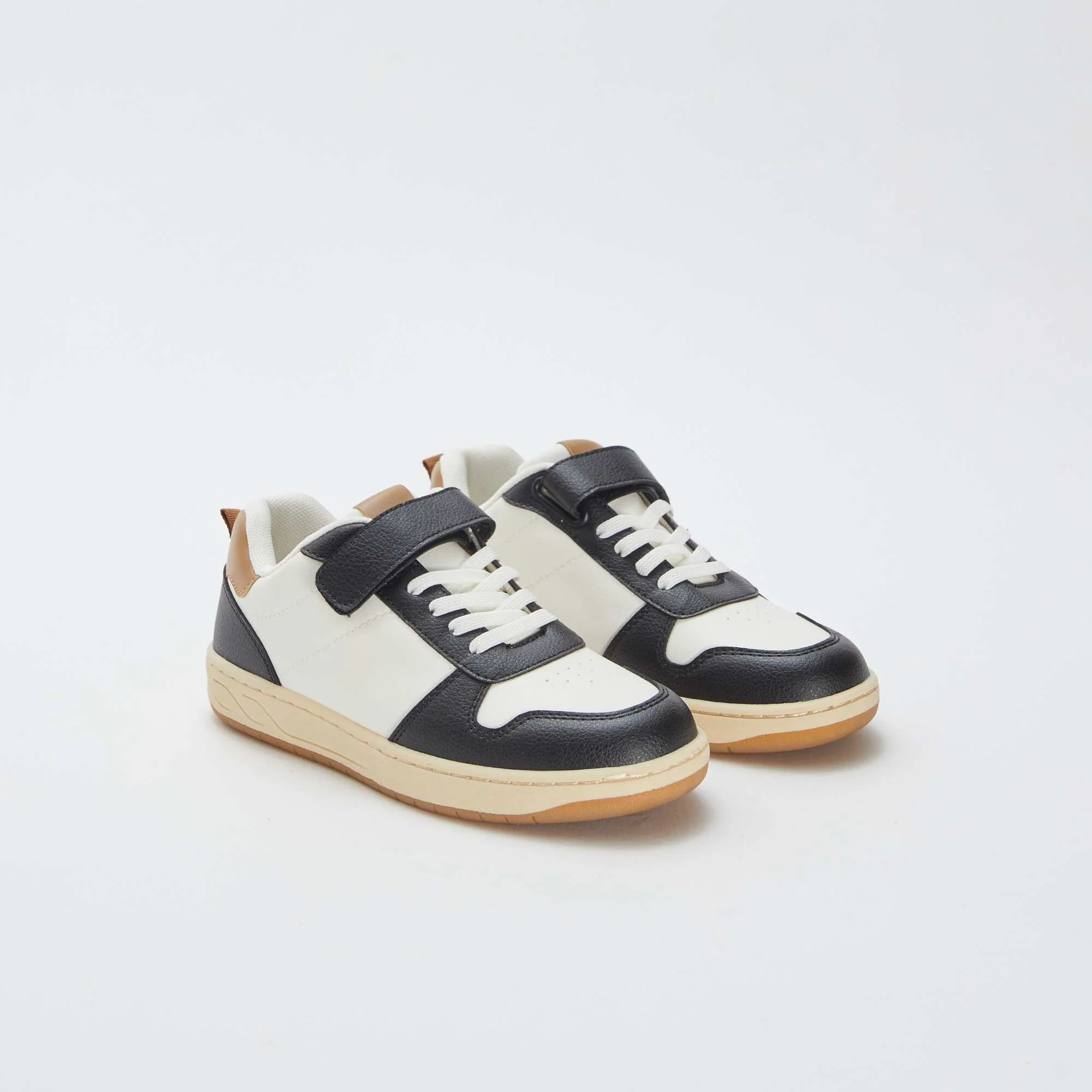 Hook and loop trainers BROWN