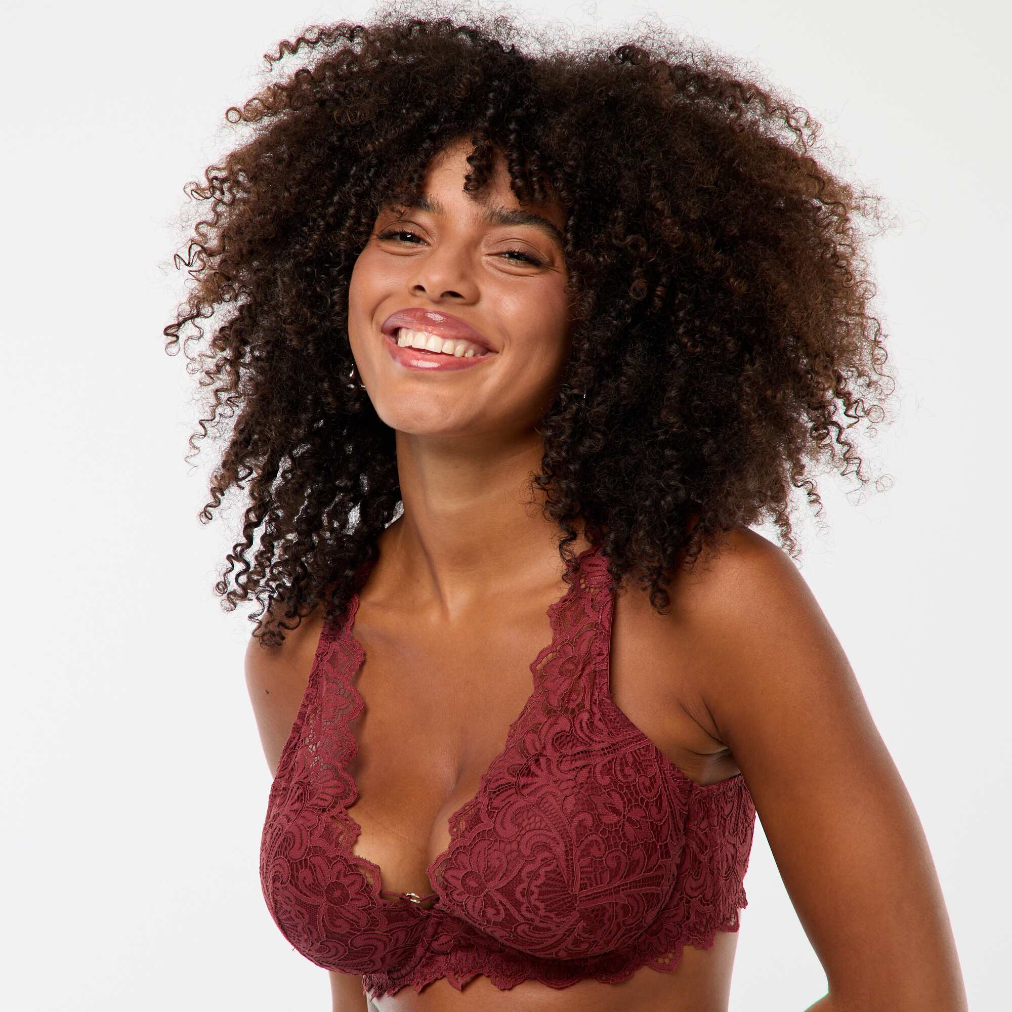 Lace bra with jewel detail for D & E cups RED
