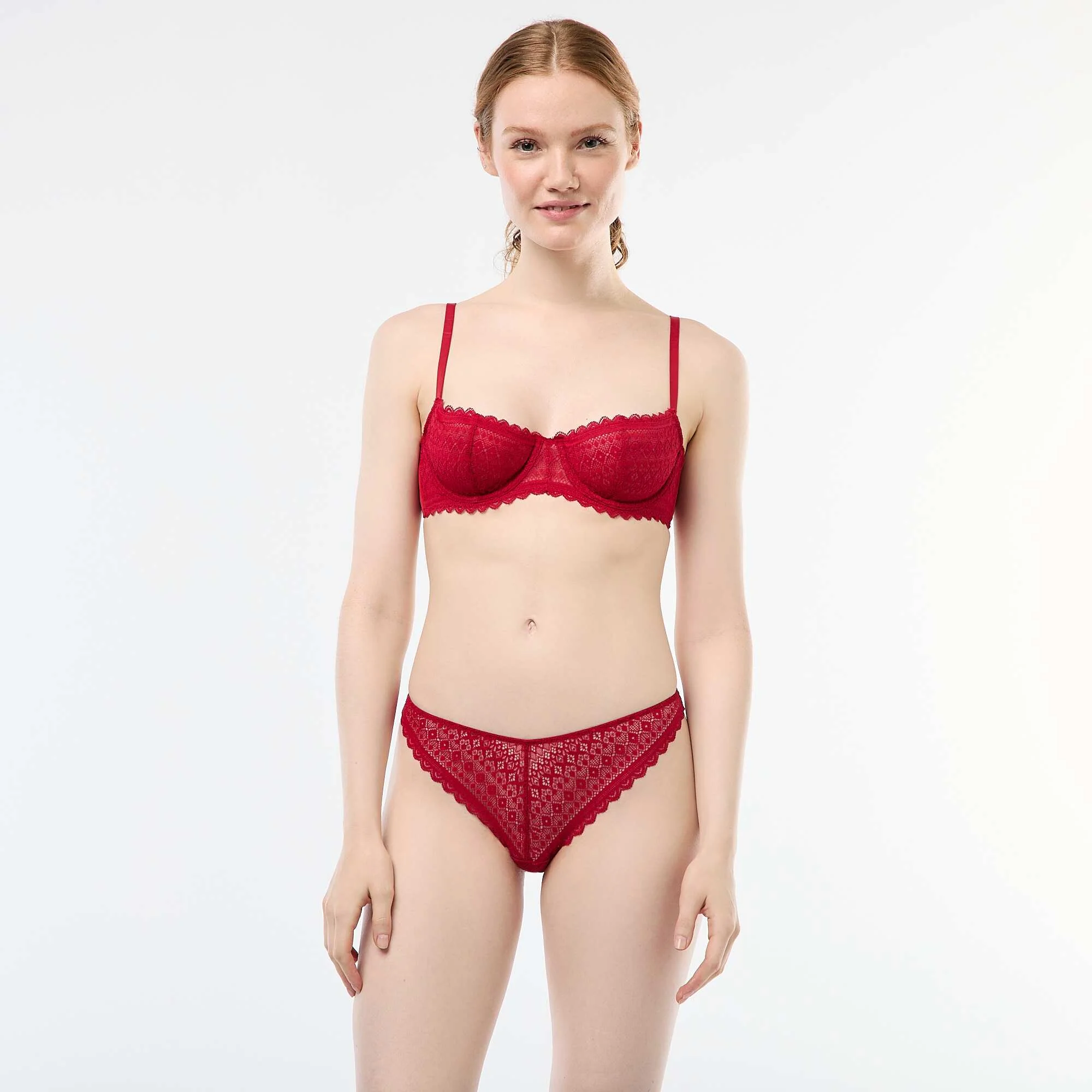 Lace Thong RED