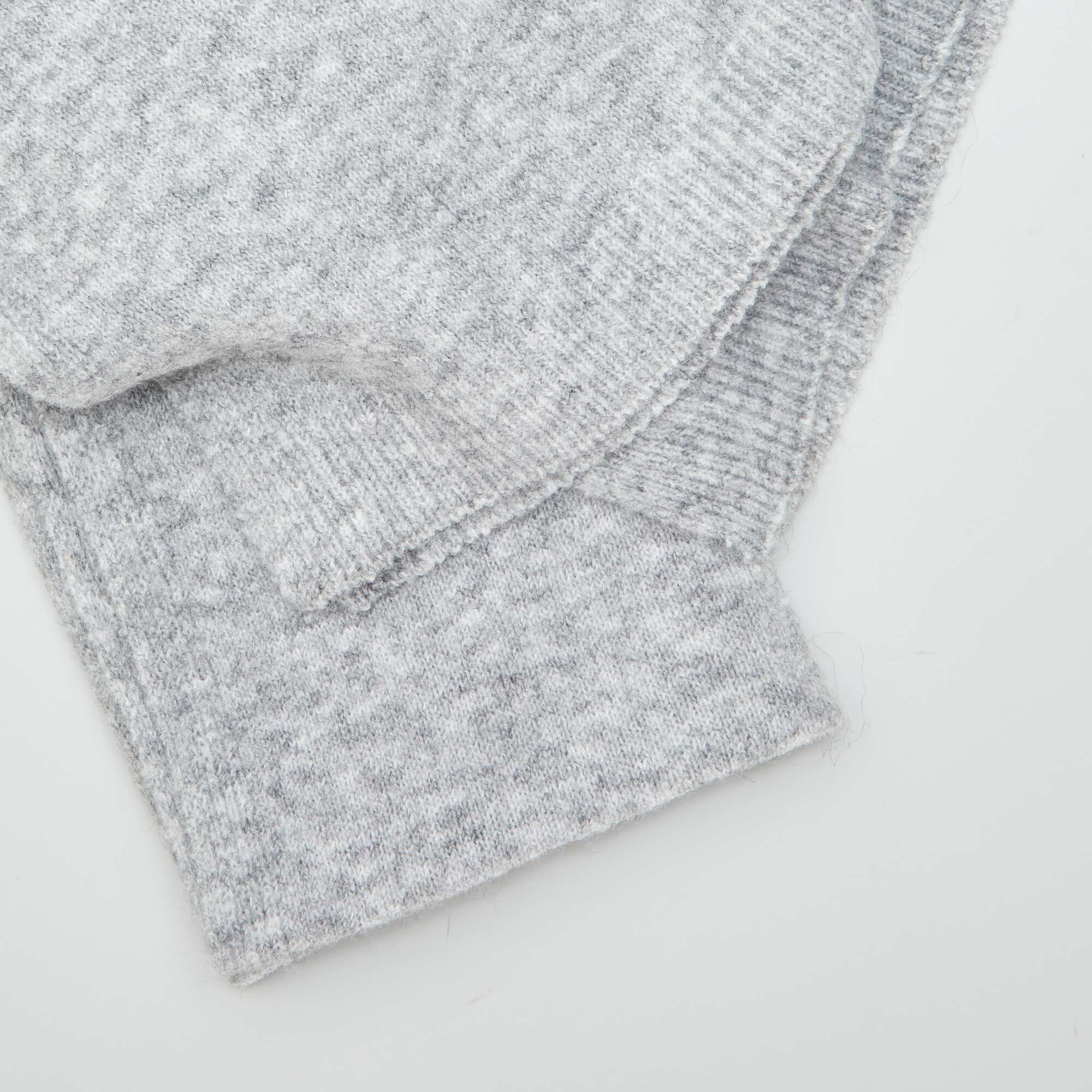 Large knit scarf GREY - Image 3