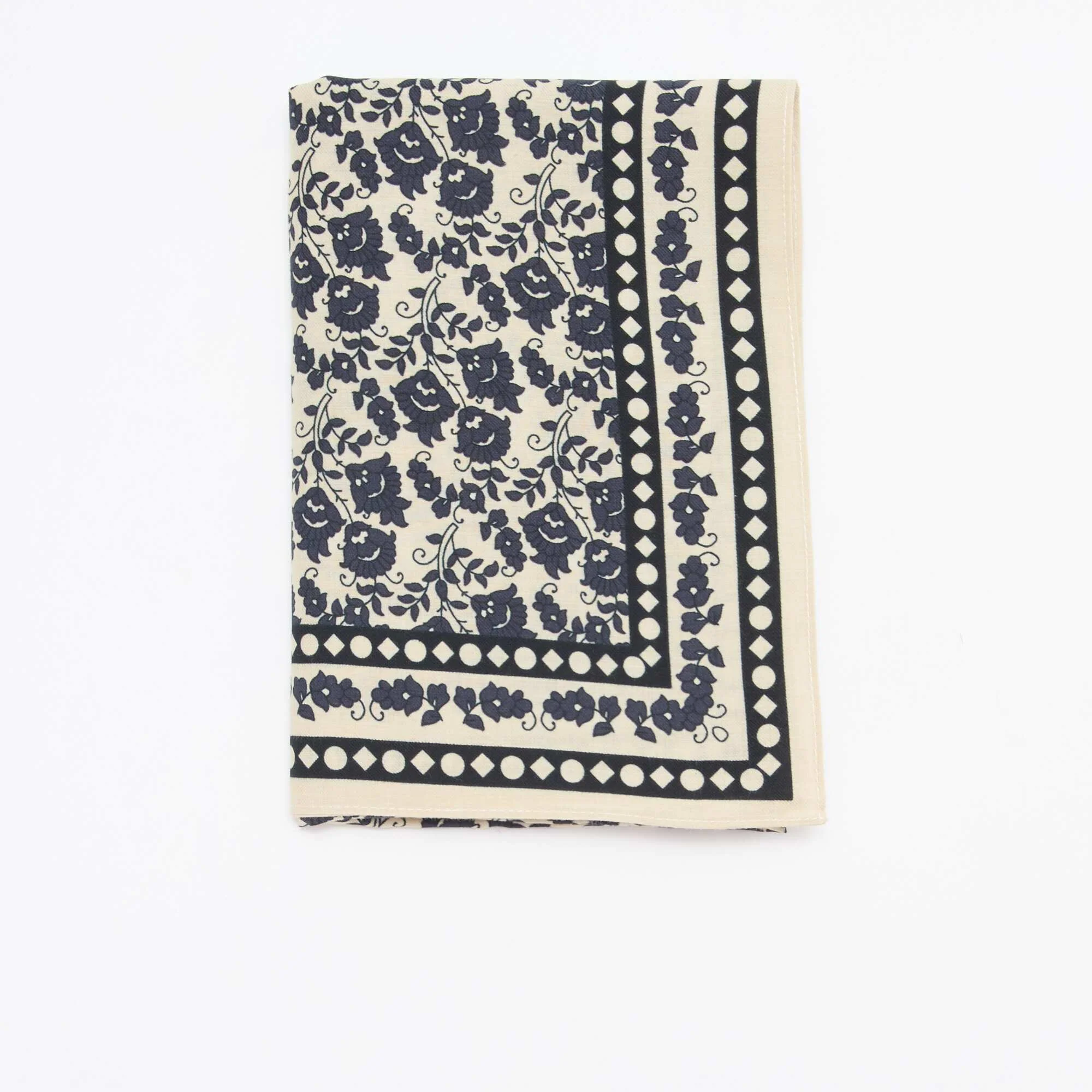 Large Square Scarf - 100 x 100 cm BLUE - Image 3