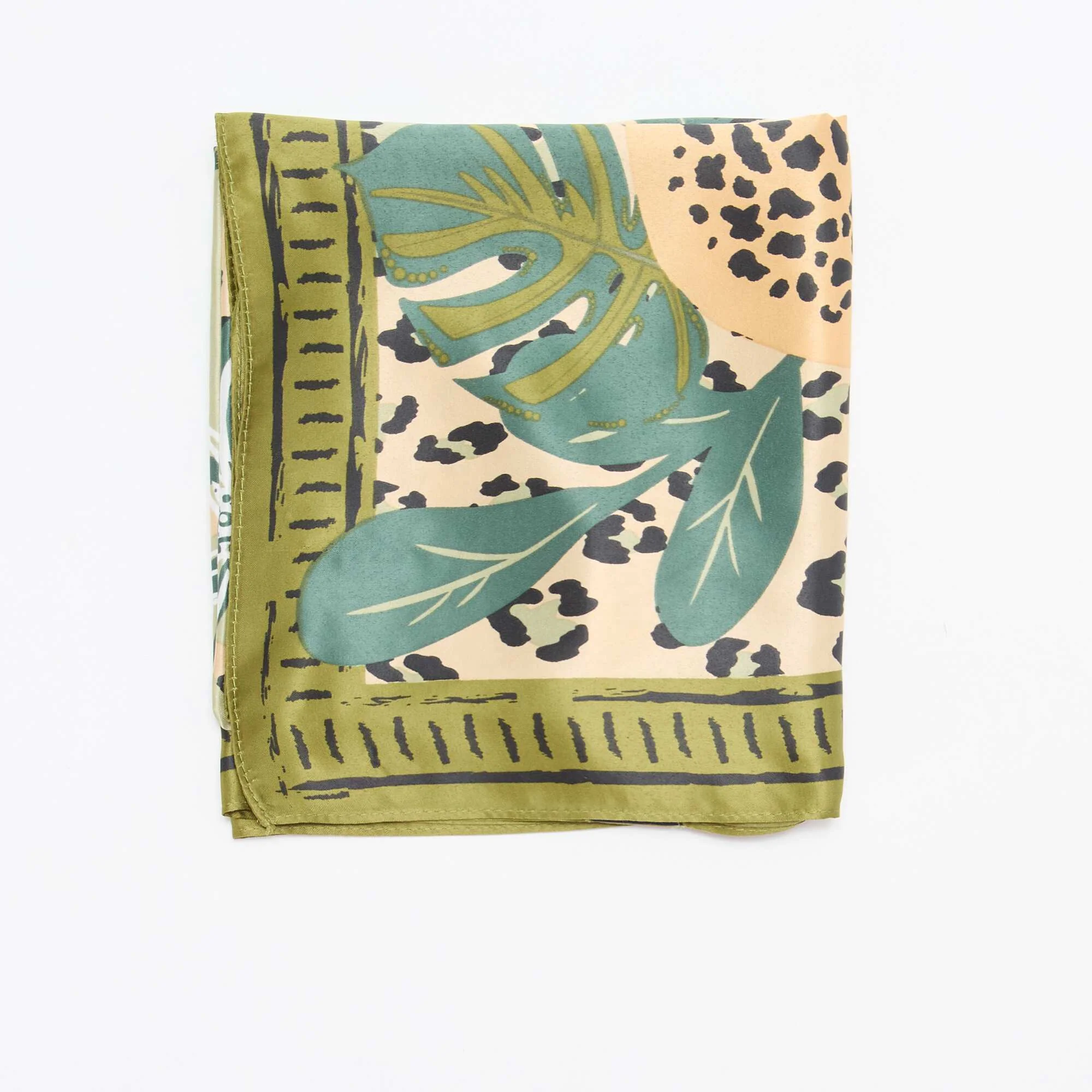 Large Square Scarf with Print GREEN - Image 3