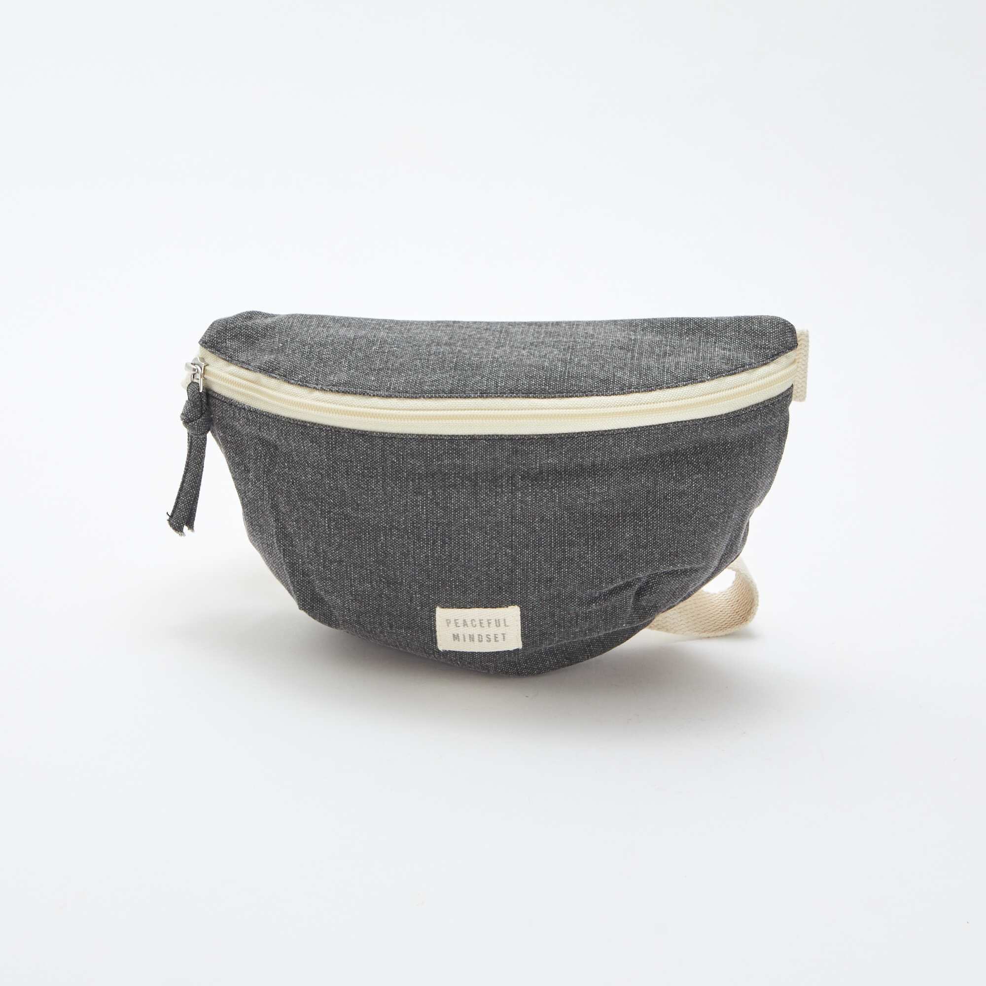 Large waist bag with woven label BLACK - Image 3
