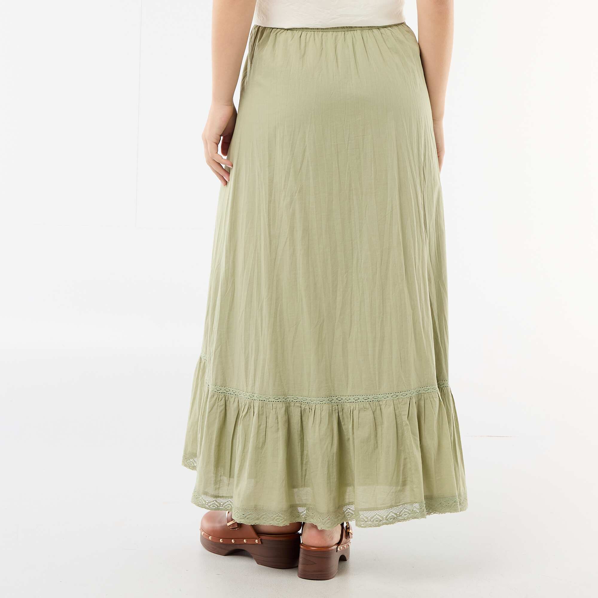 Long flared skirt with macramé GREEN - Image 3
