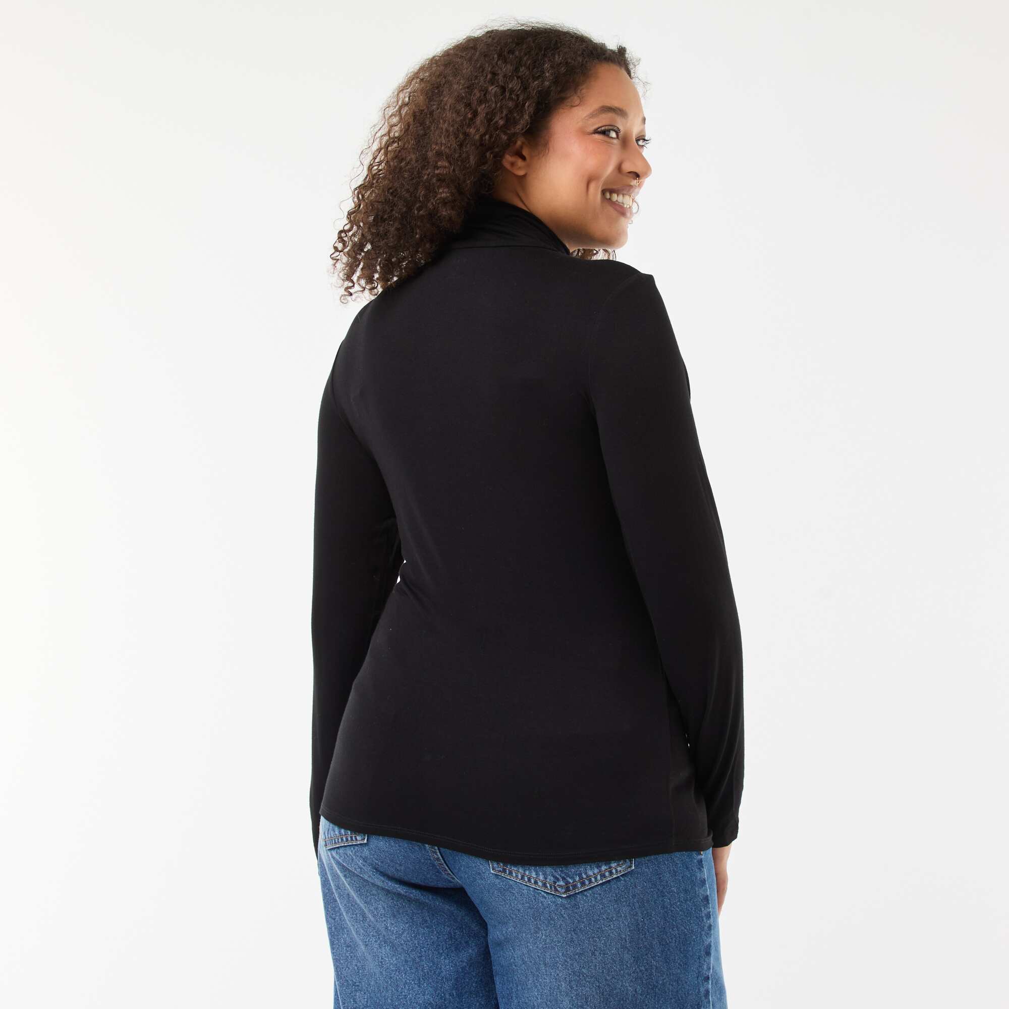 Long-Sleeve Turtleneck T-Shirt BLACK - Image 4