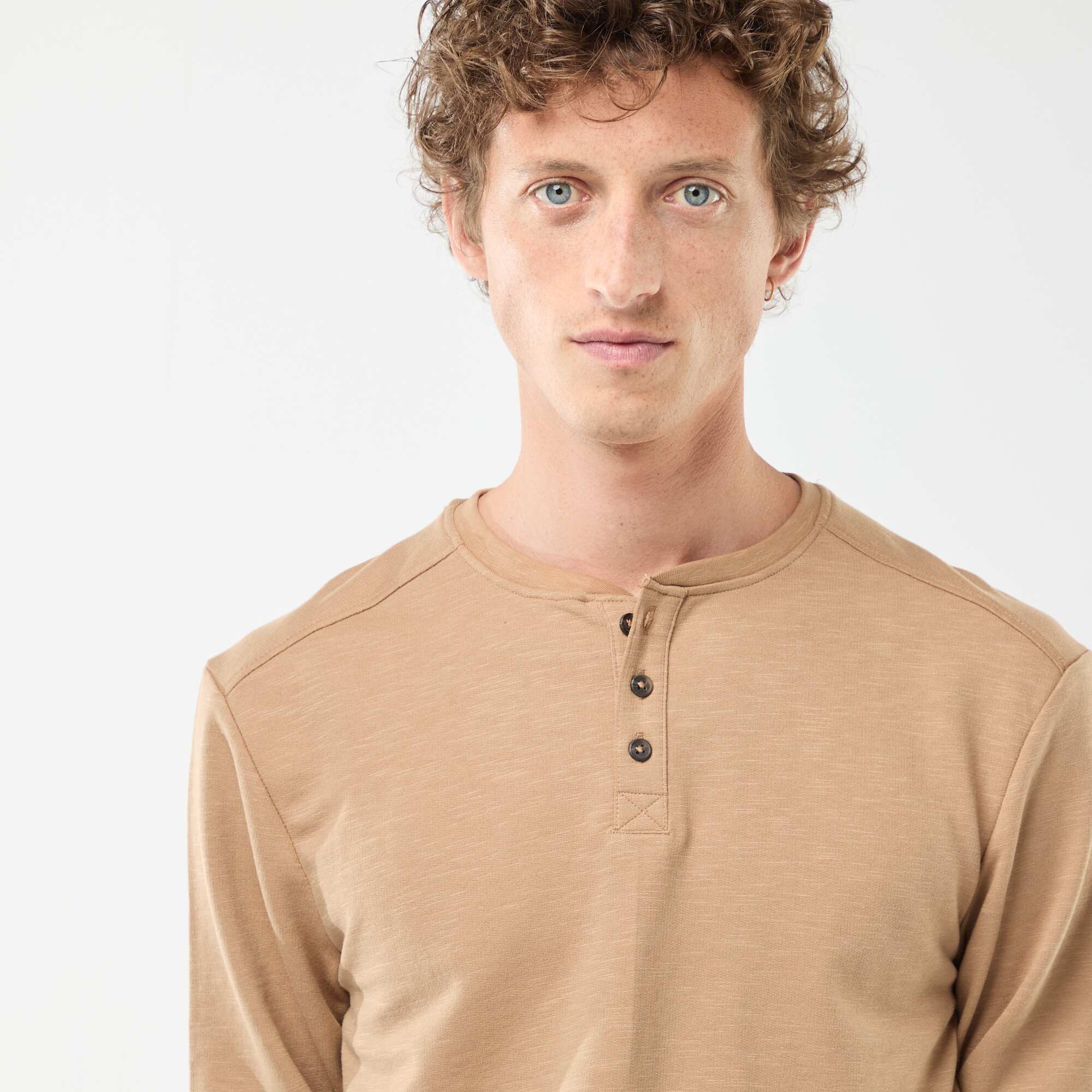Long-sleeved T-shirt with henley collar BEIGE - Image 5