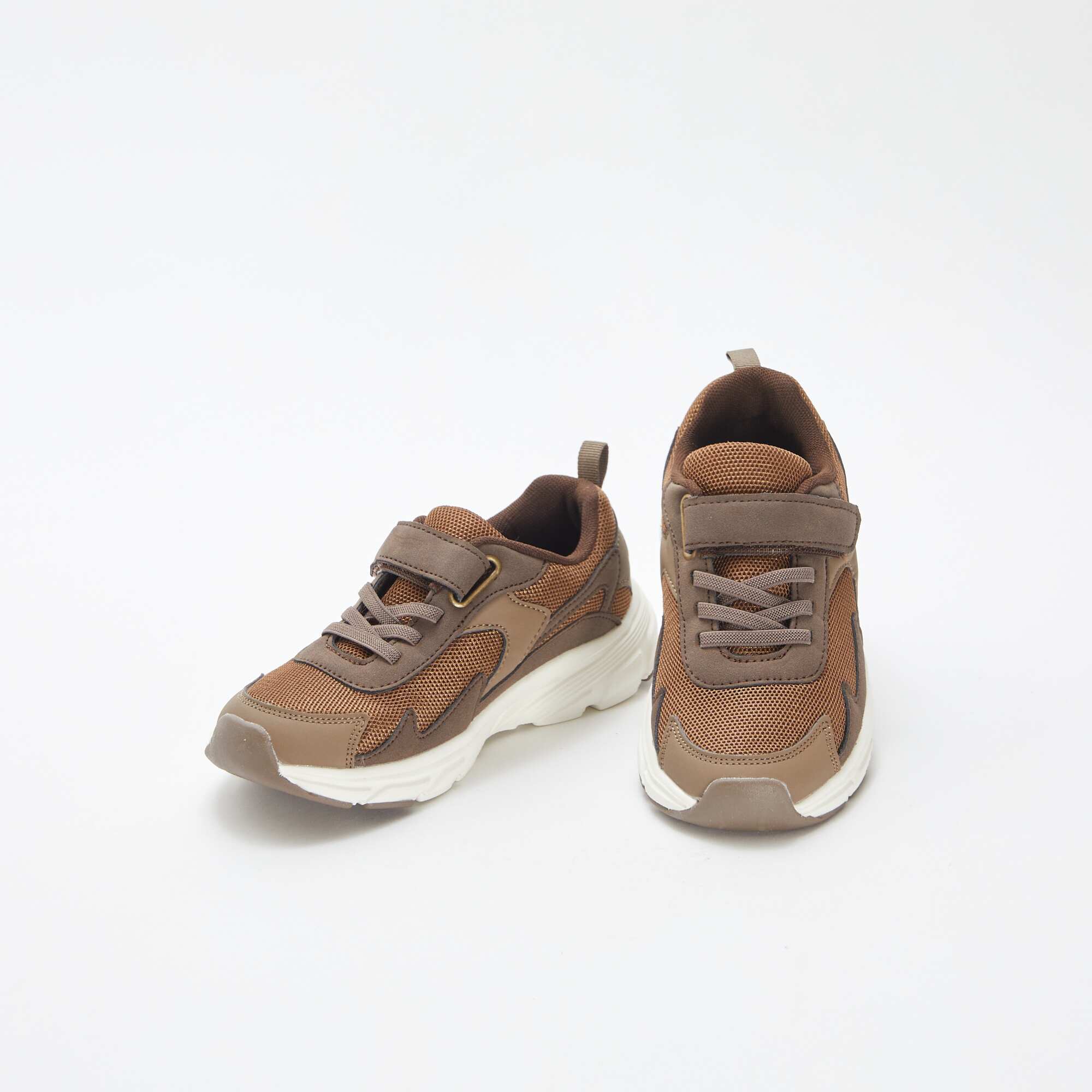 Low-top fabric and mesh trainers BROWN - Image 5