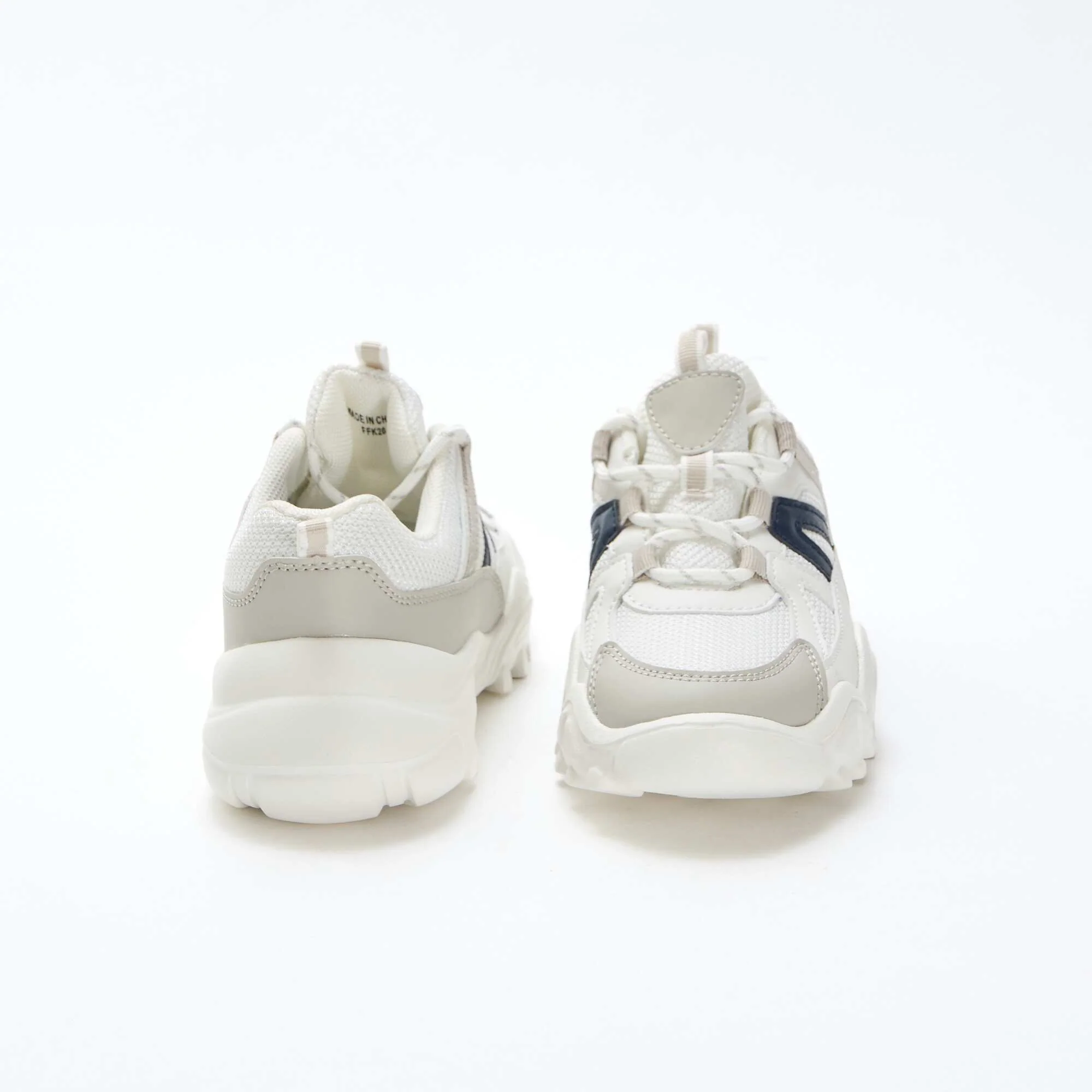 Low-Top Running Style Sneakers GREY - Image 3