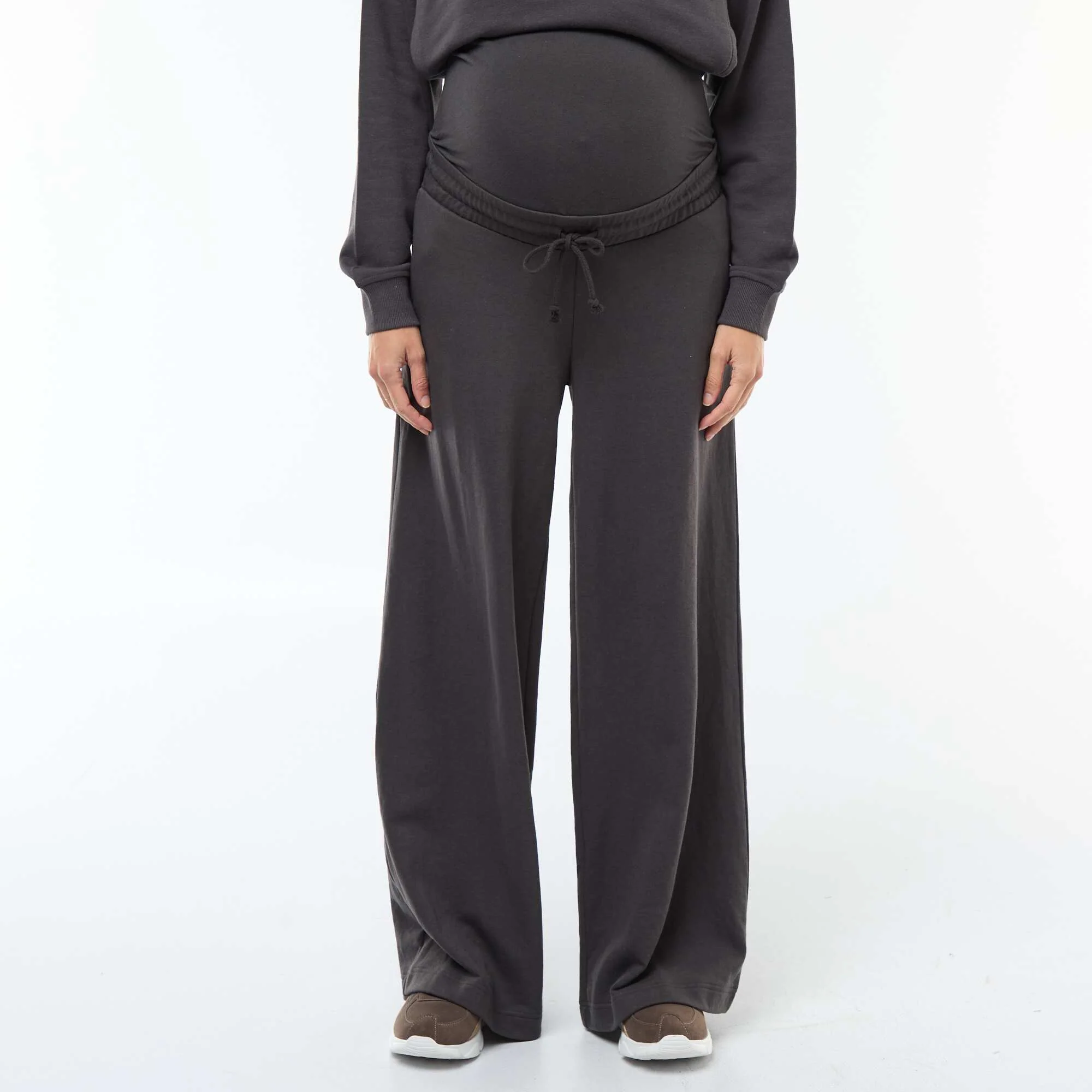 Maternity Joggers BLACK - Image 2