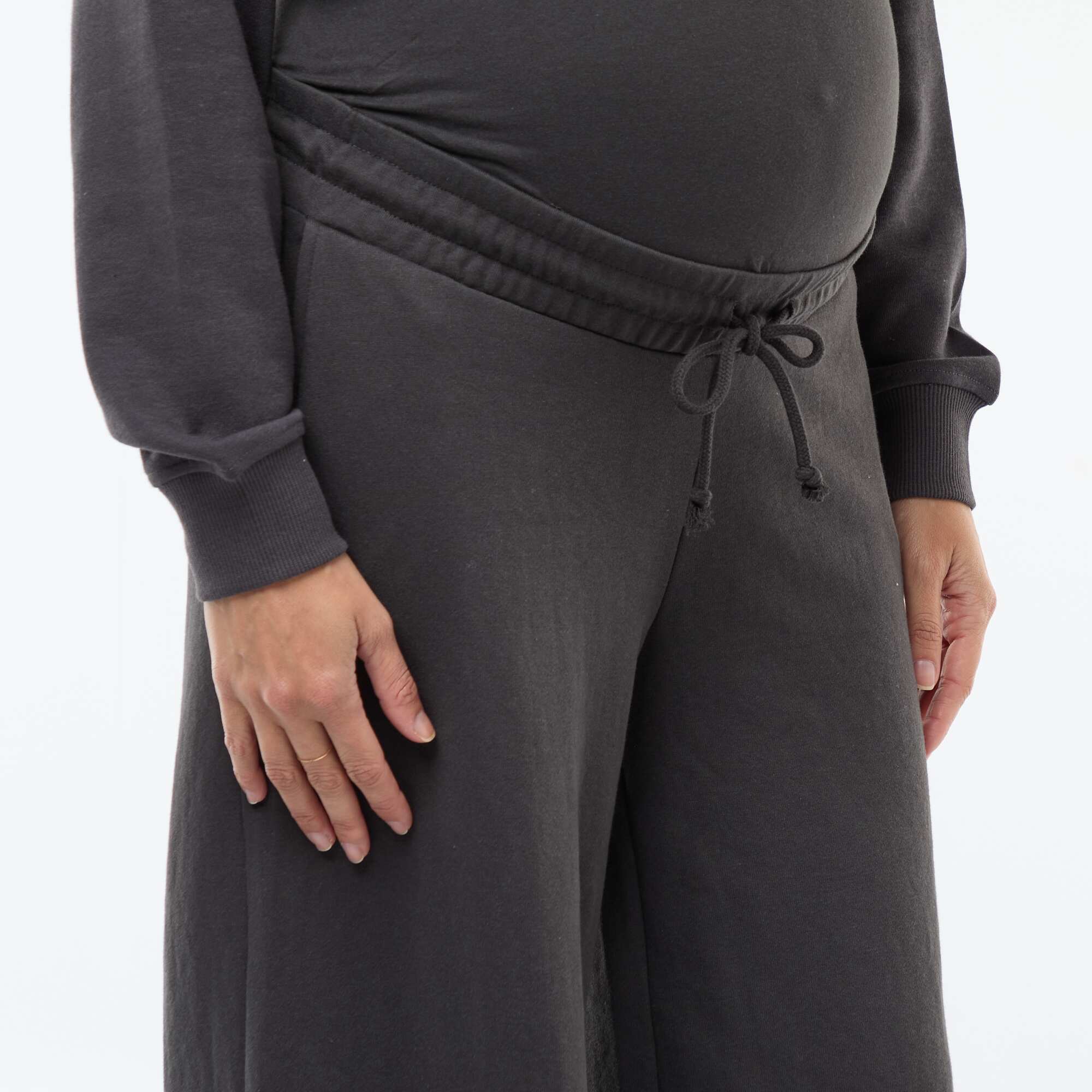 Maternity Joggers BLACK - Image 5