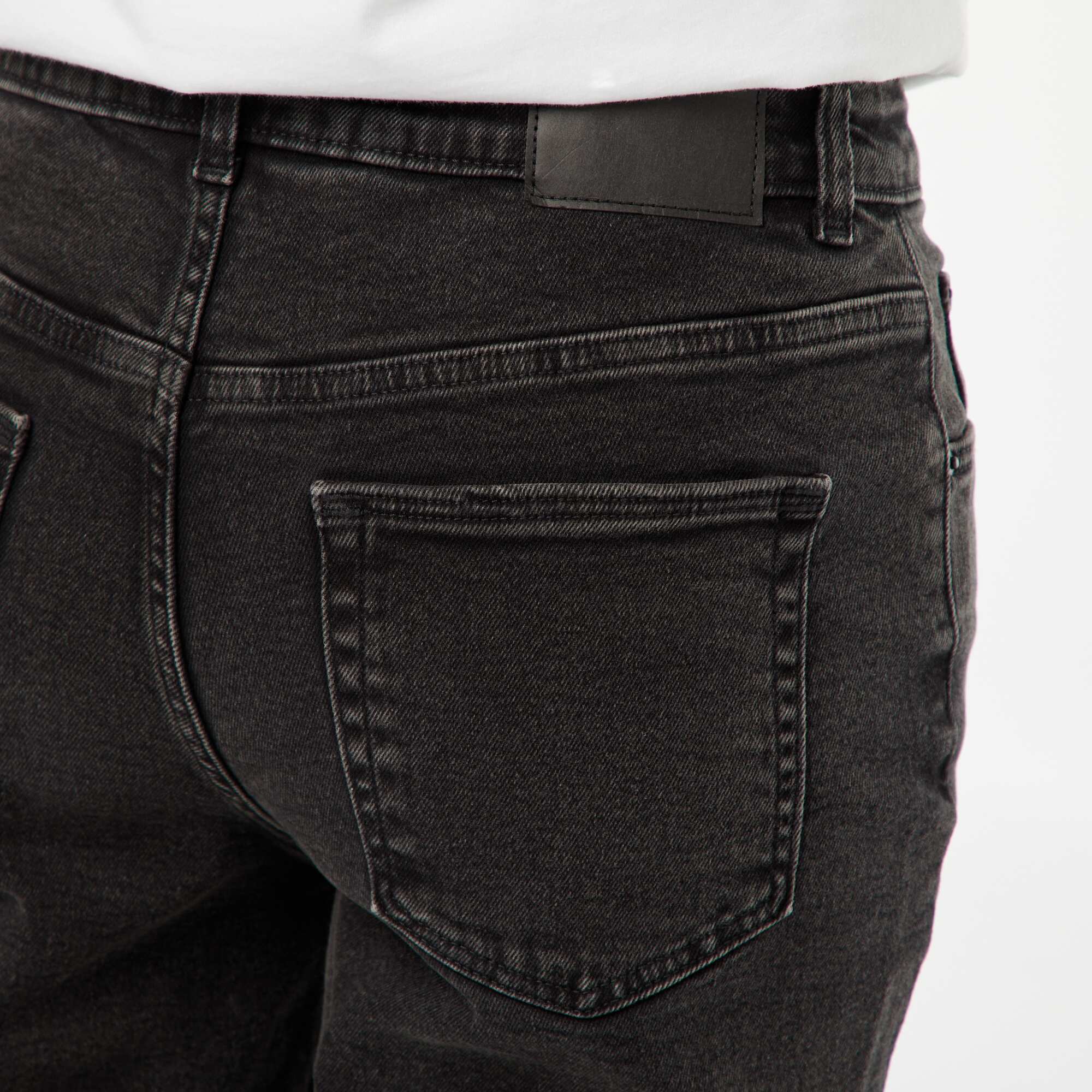 Mom-fit jeans - L30 BLACK - Image 5