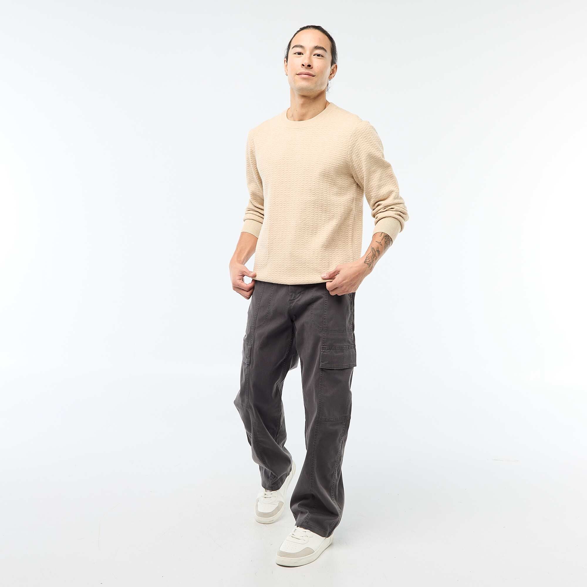 Multi-Pocket Solid Color Straight Leg / Regular Fit Pants BLACK
