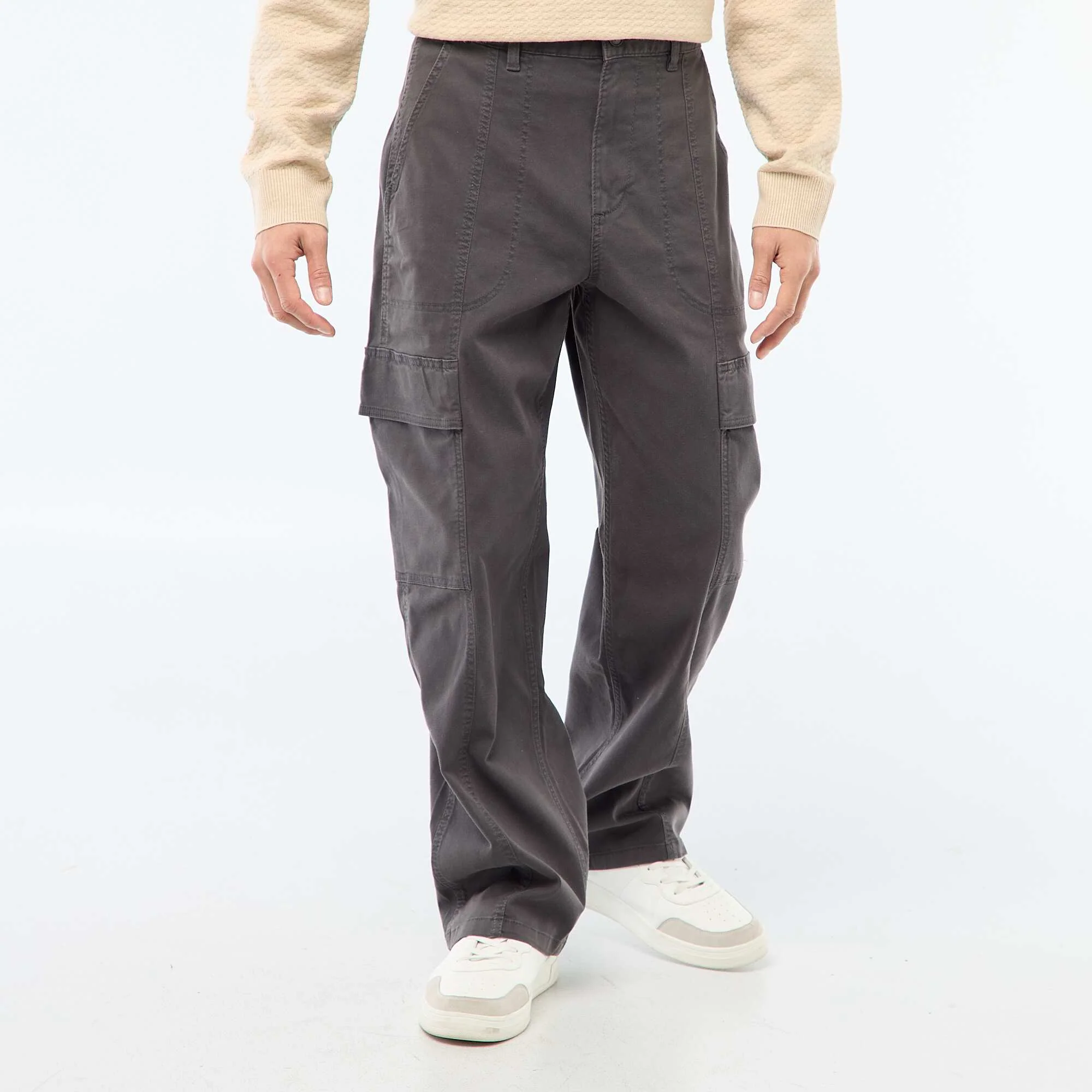 Multi-Pocket Solid Color Straight Leg / Regular Fit Pants BLACK - Image 2
