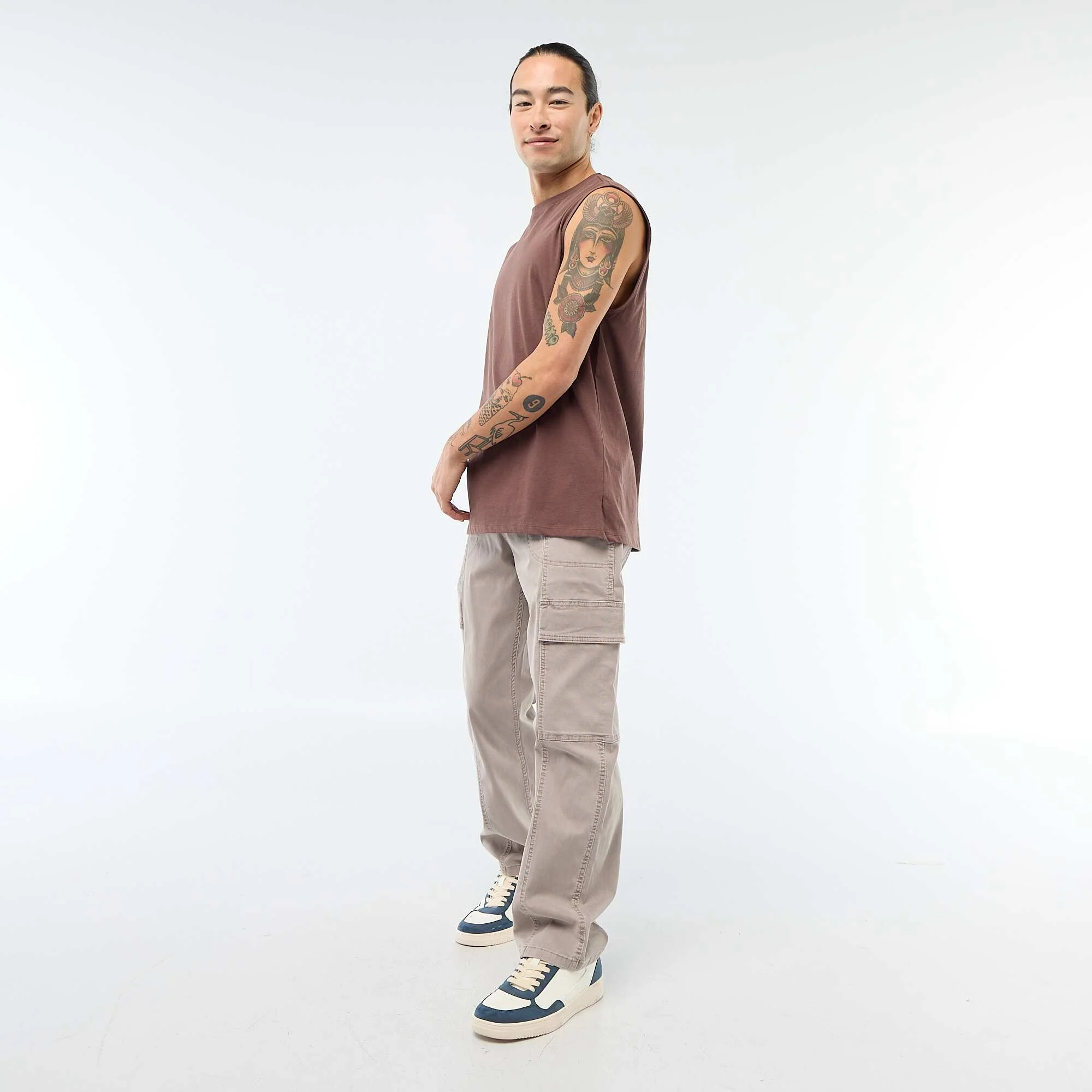 Multi-Pocket Straight Leg Pants / Regular Fit GREY