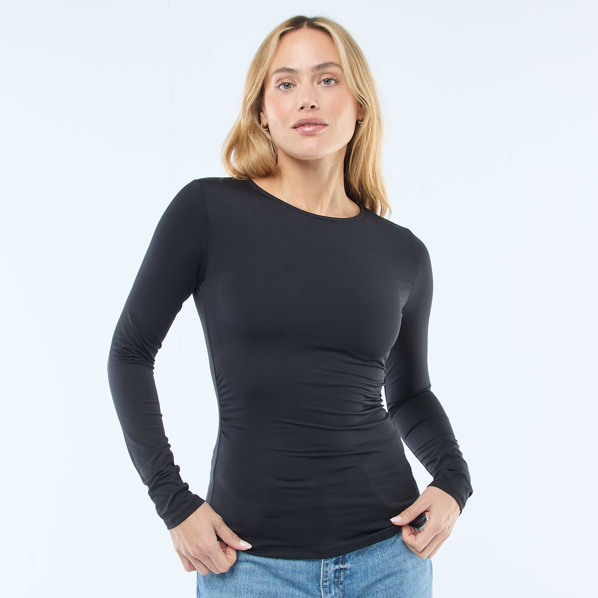 Open-Back T-Shirt BLACK - Image 3