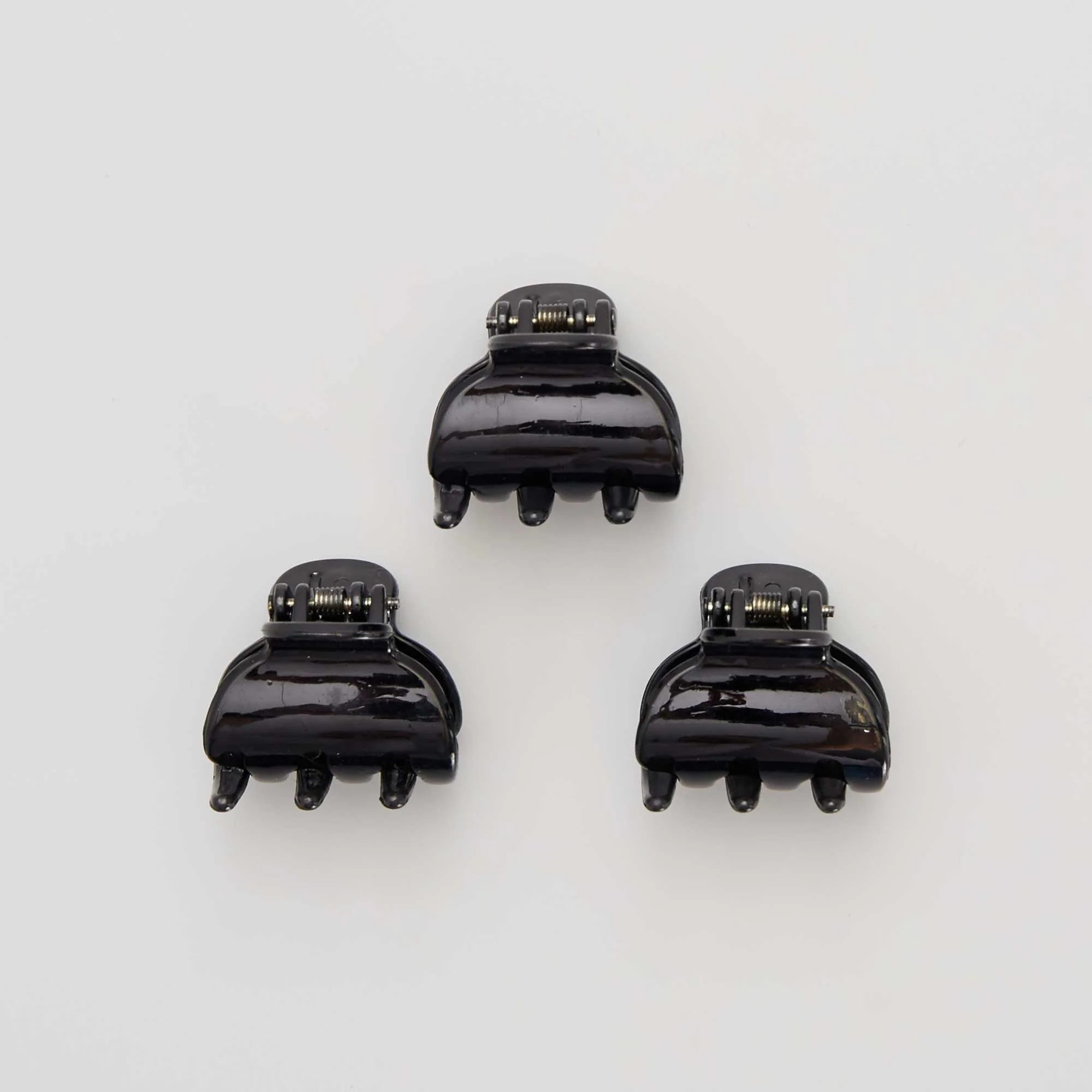 Pack of 3 claw hair clips Black - Image 2
