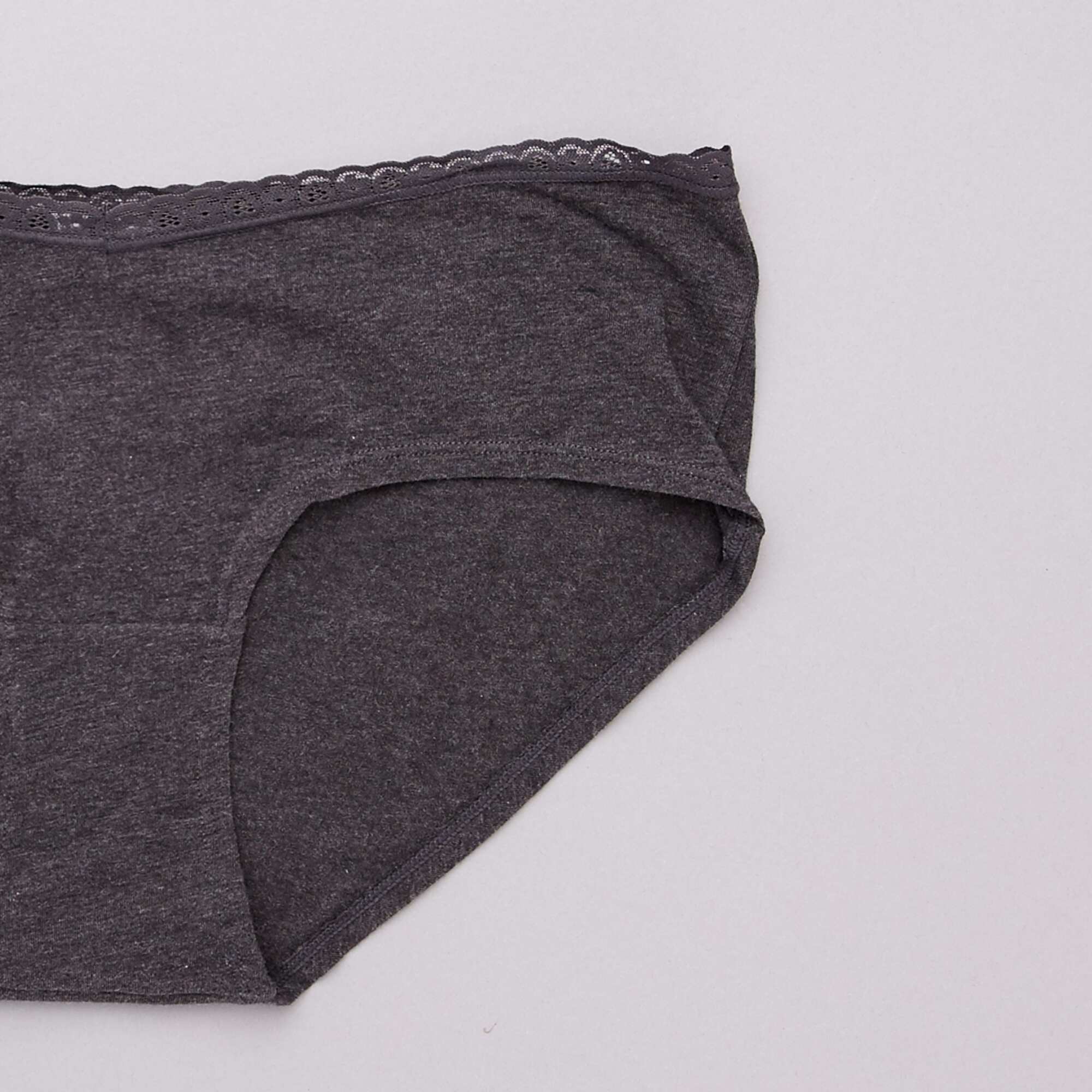 Pack of 3 maternity boy shorts black - Image 7
