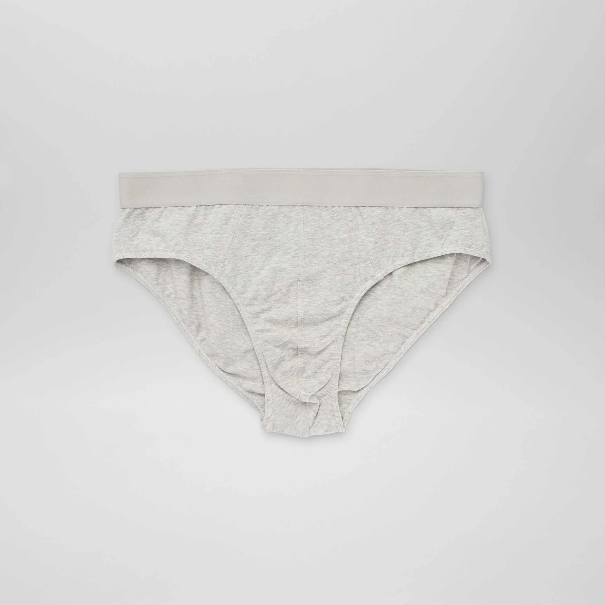 Pack of 3 plain briefs ESTATE LOT - Image 3
