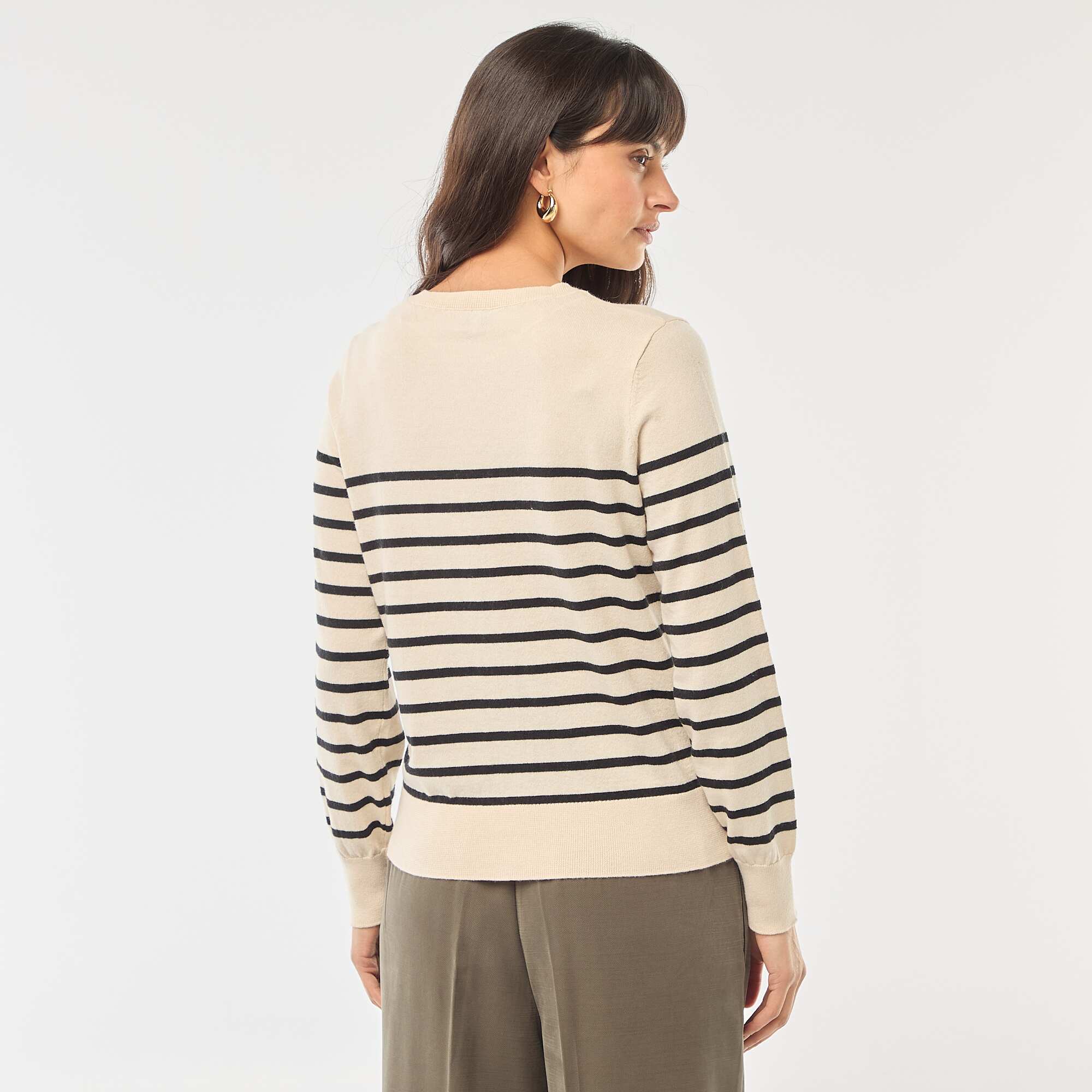 Plain knit cardigan with round neck BEIGE - Image 4