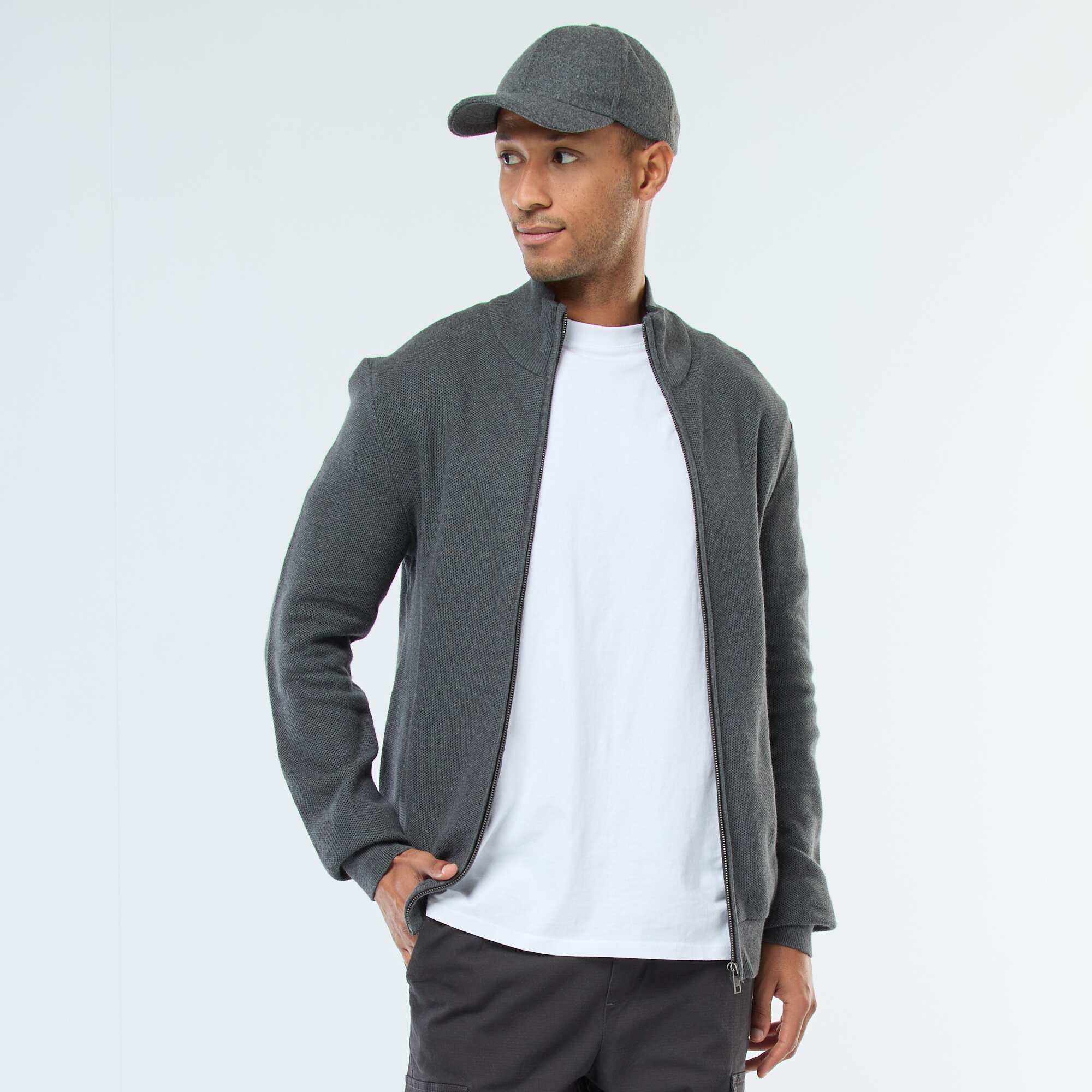 Plain knit vest with 2 pockets and stand-up collar GREY
